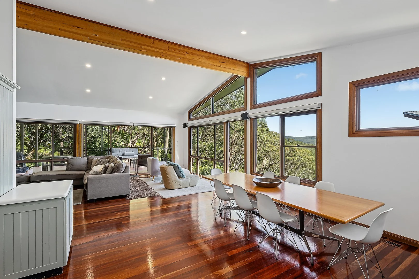 36 Tarella Road, Wentworth Falls NSW 2782