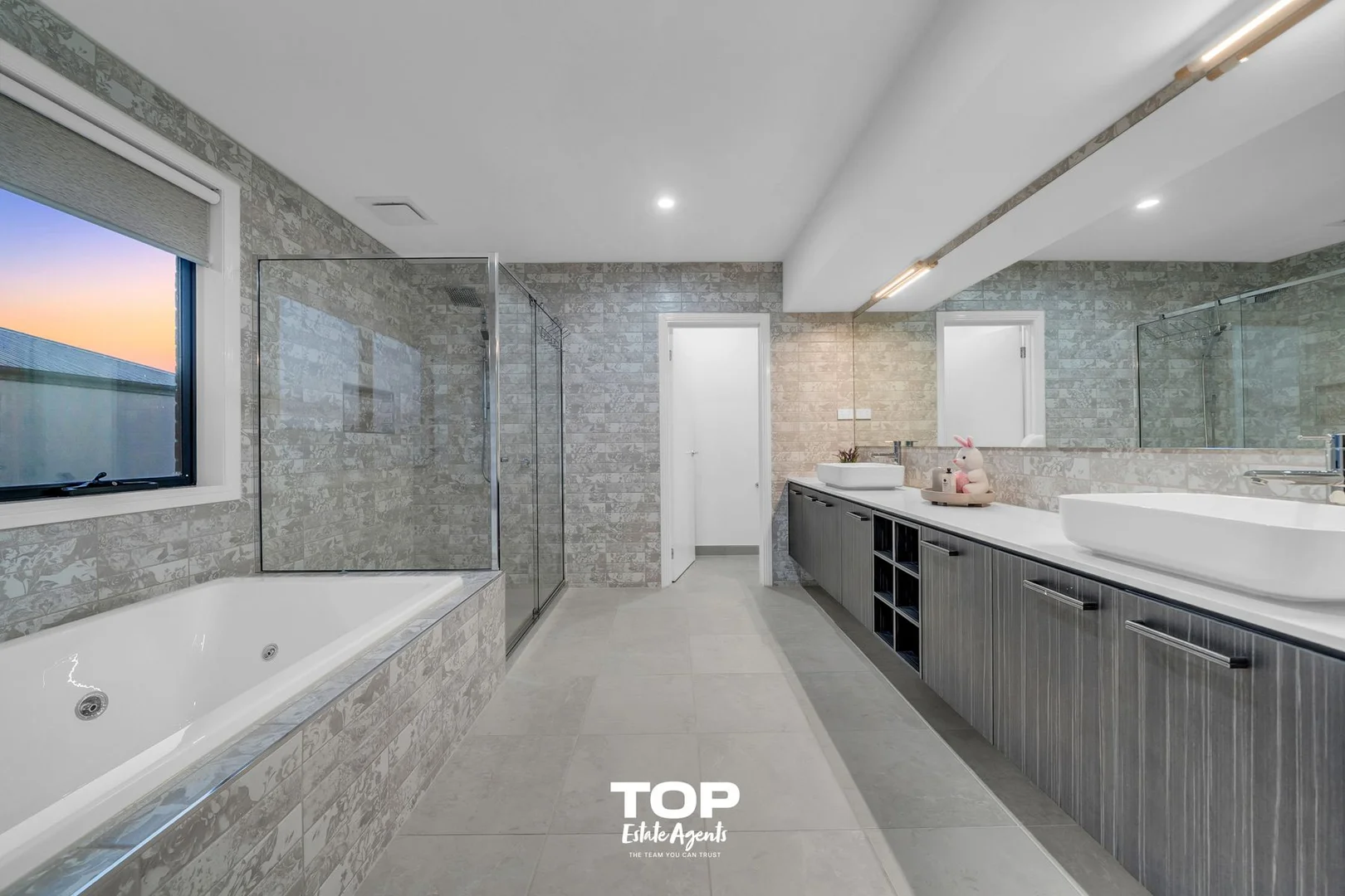 Additional image 25 of 29 Orana Boulevard, Clyde North VIC 3978