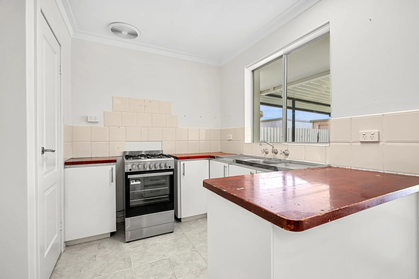 Additional image 10 of 5 Pavo Close, Rockingham WA 6168