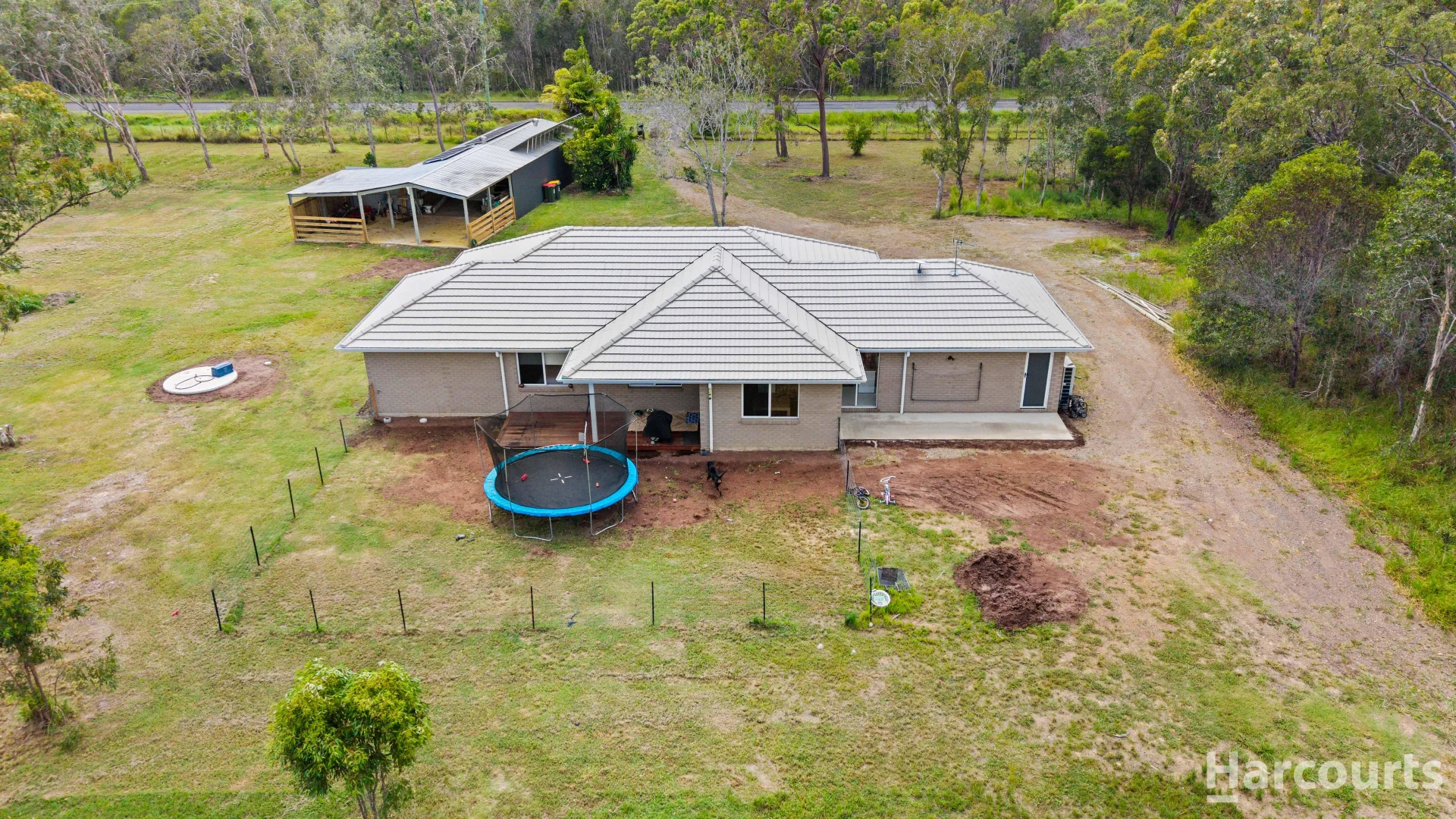 Additional image 18 of 325 Pacific Haven Drive, Pacific Haven QLD 4659