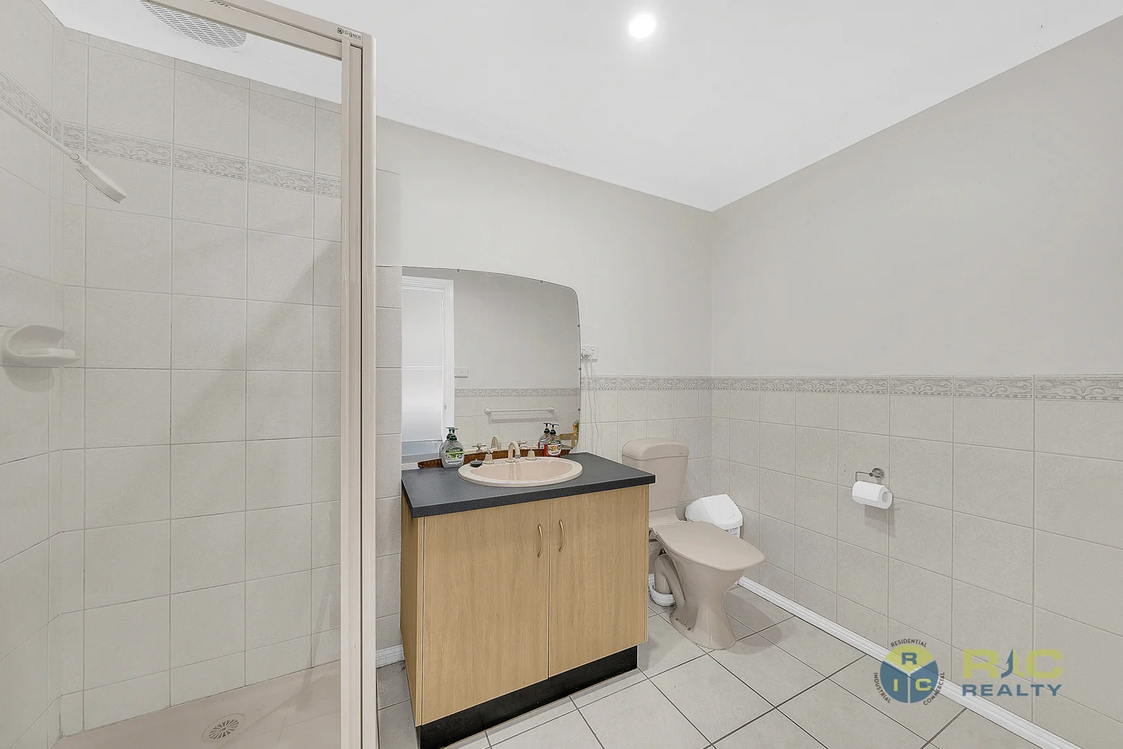 Additional image 36 of 27-29 Canterbury Way, Churchill VIC 3842