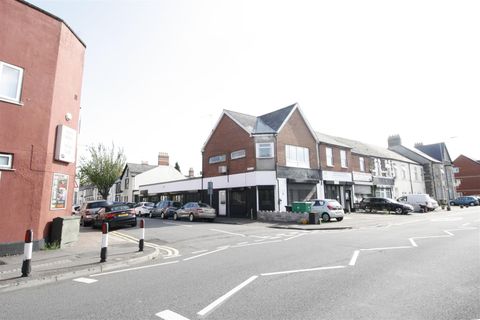 Broadway, Cardiff CF24, Room to rent