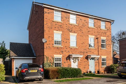 Goldrill Close, West Bridgford, Nottingham, Nottinghamshire NG2, Semi-detached house for sale