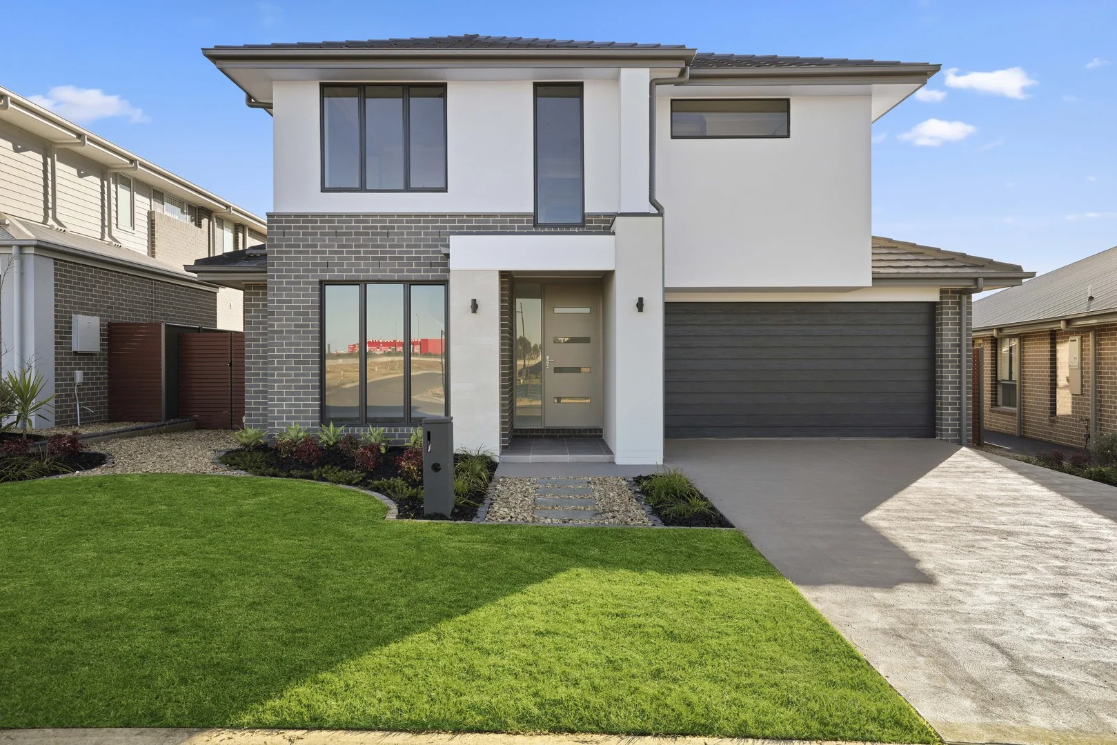 5 Jellett Close, Gledswood Hills NSW 2557