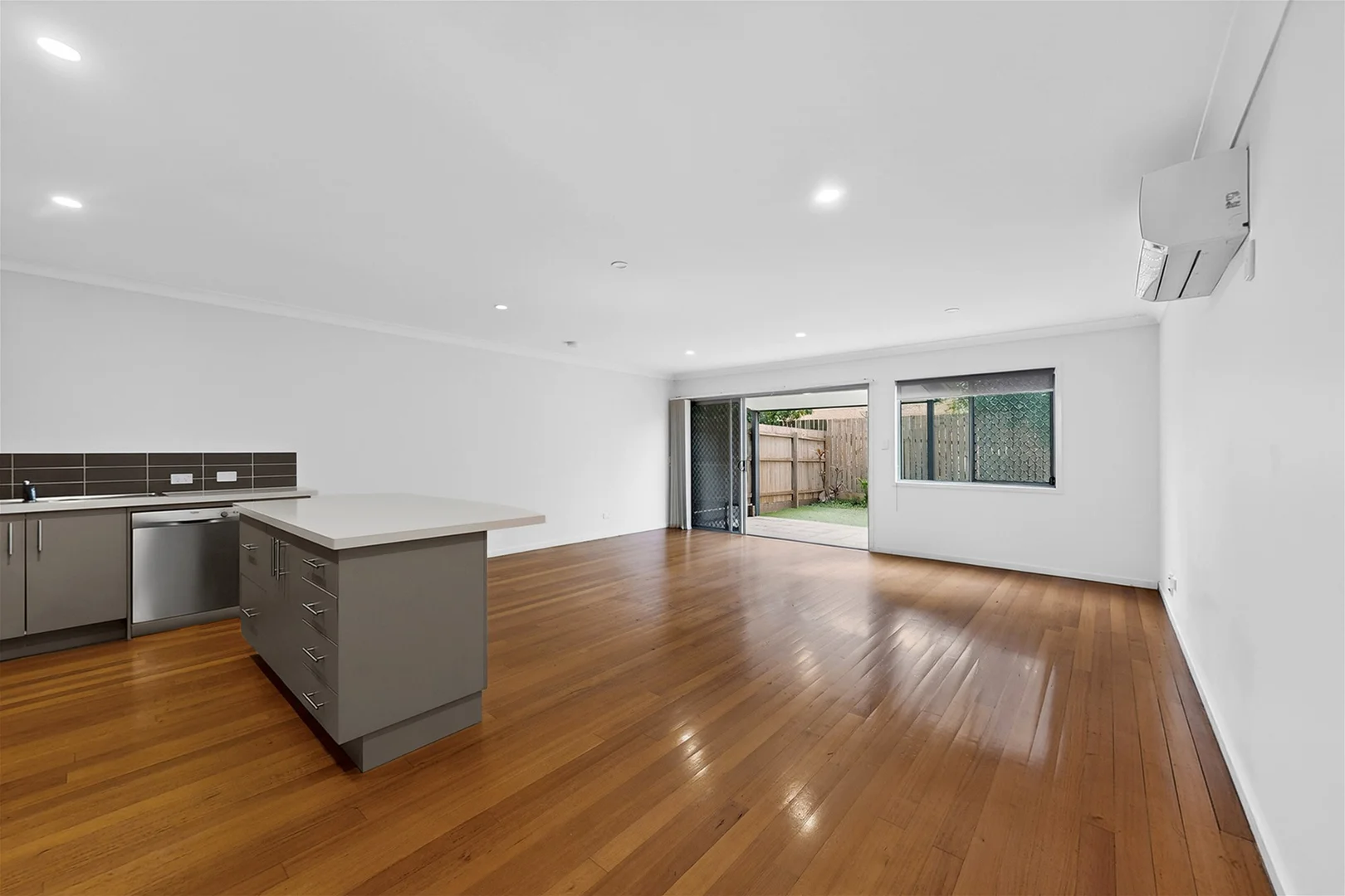 Additional image 5 of 8/16 Agnes St, Morningside QLD 4170