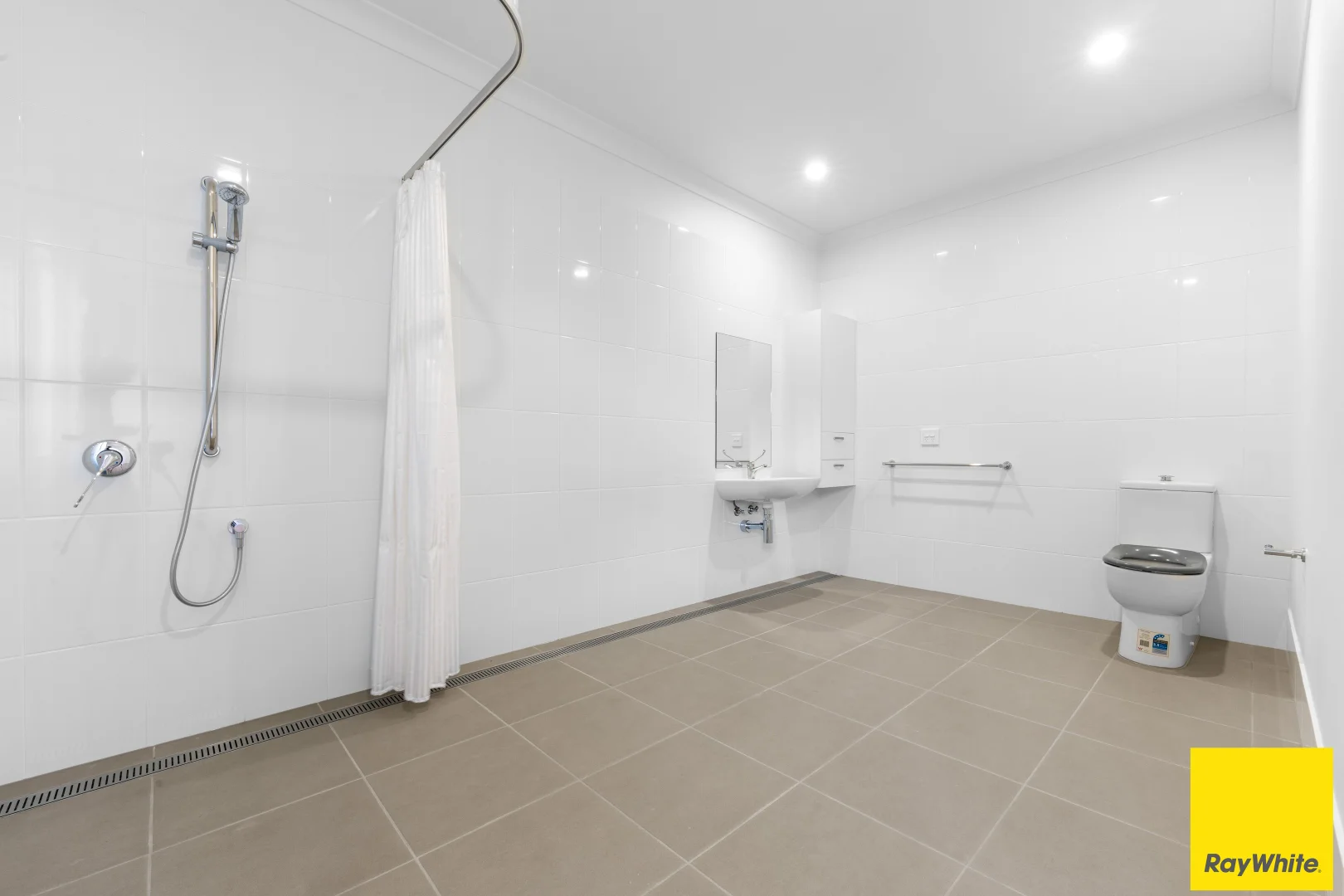 Additional image 7 of 4 Kahili Crescent, Bentley Park QLD 4869