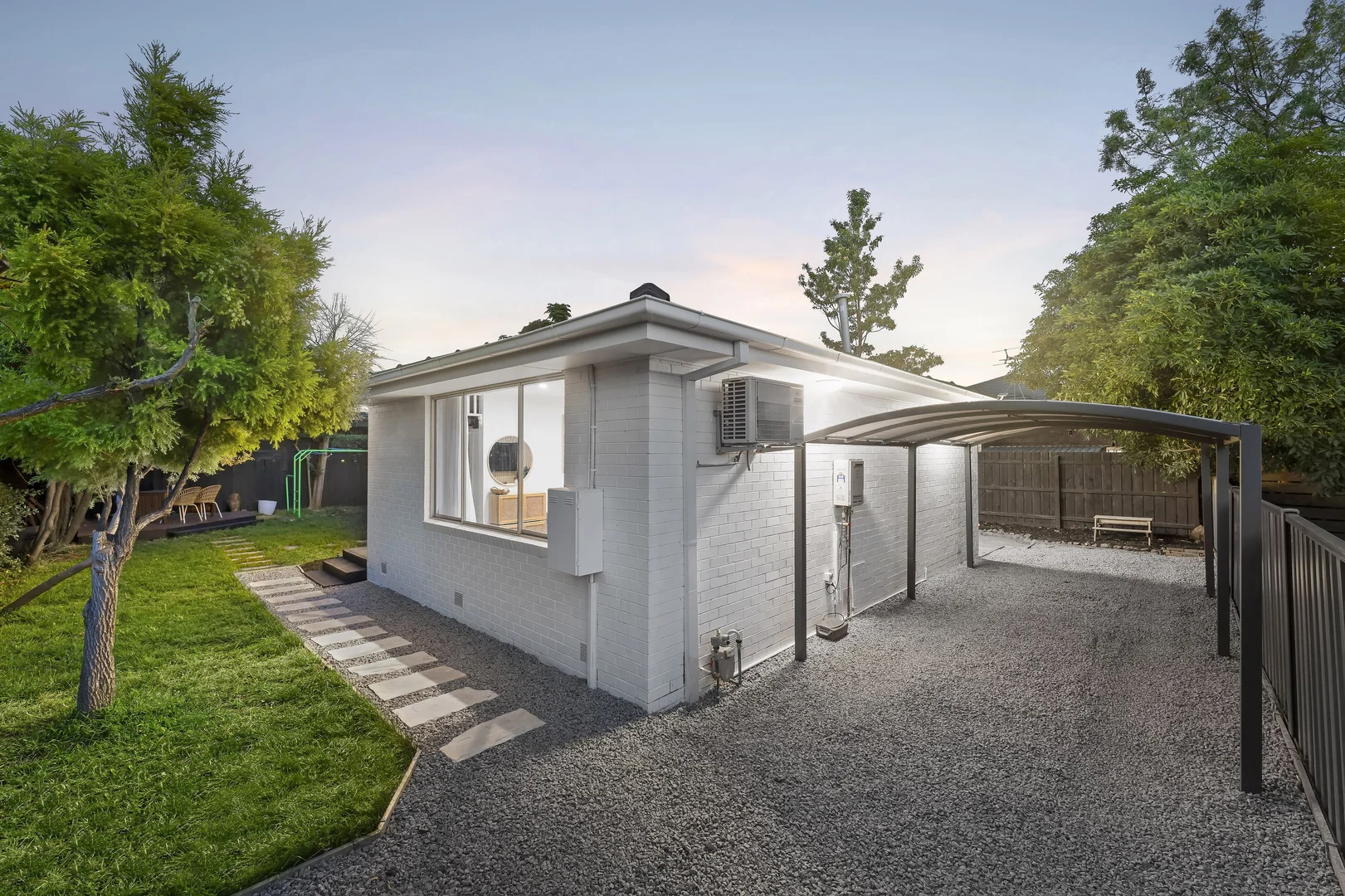 Additional image 3 of 2/262 Waiora Road, Macleod VIC 3085