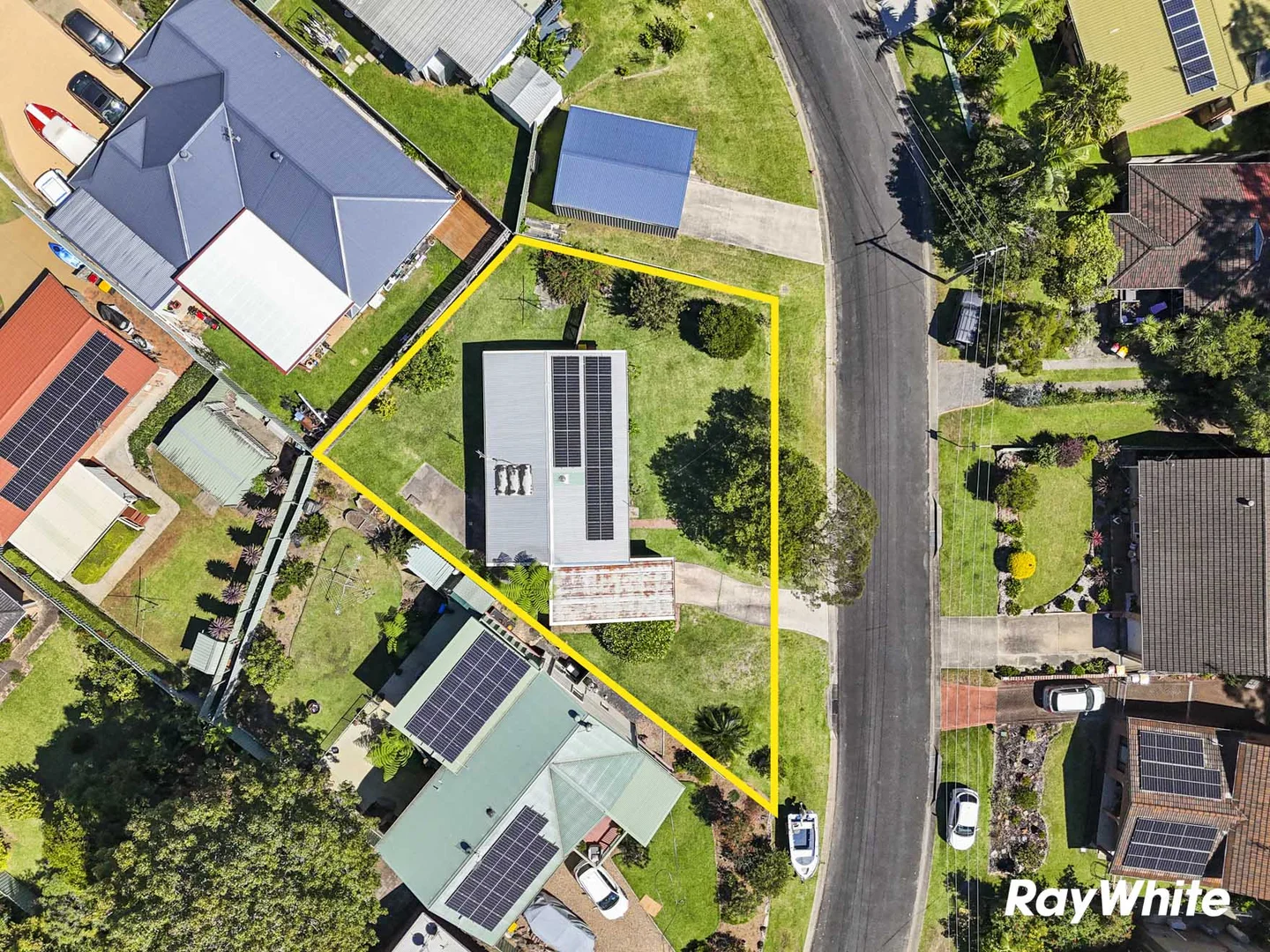 Additional image 7 of 18 Wyoming Avenue, Burrill Lake NSW 2539