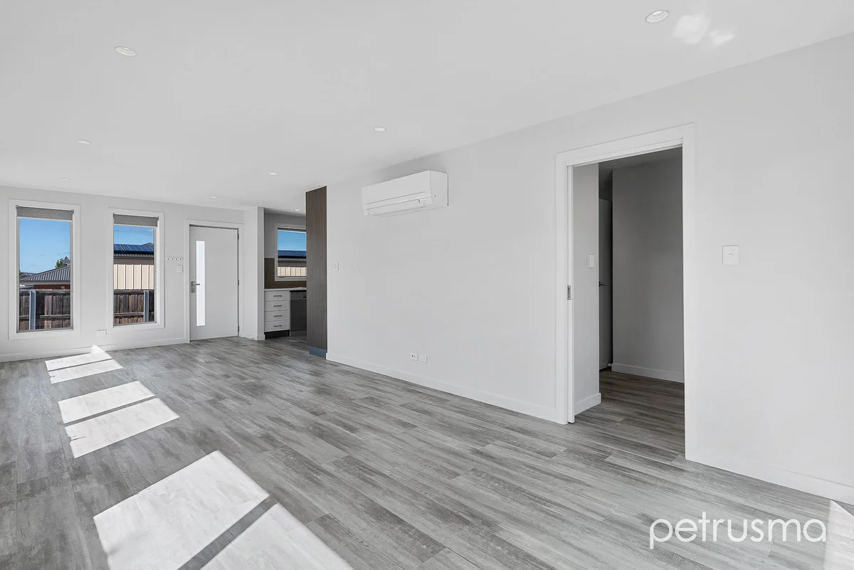 Additional image 5 of 1/4 Mabel Close, Rokeby TAS 7019