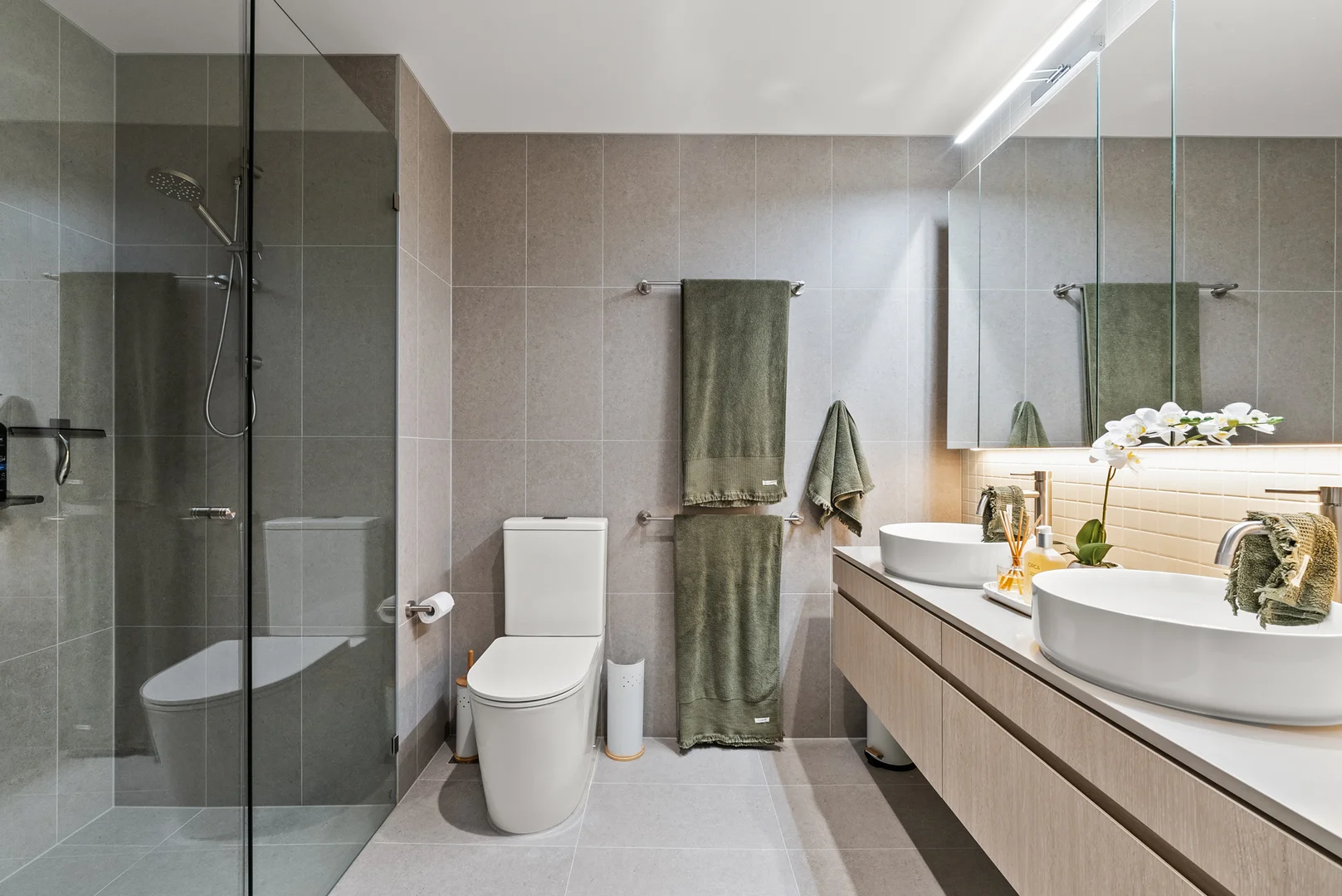 Additional image 15 of 903/7-9 Mermaid Avenue, Mermaid Beach QLD 4218