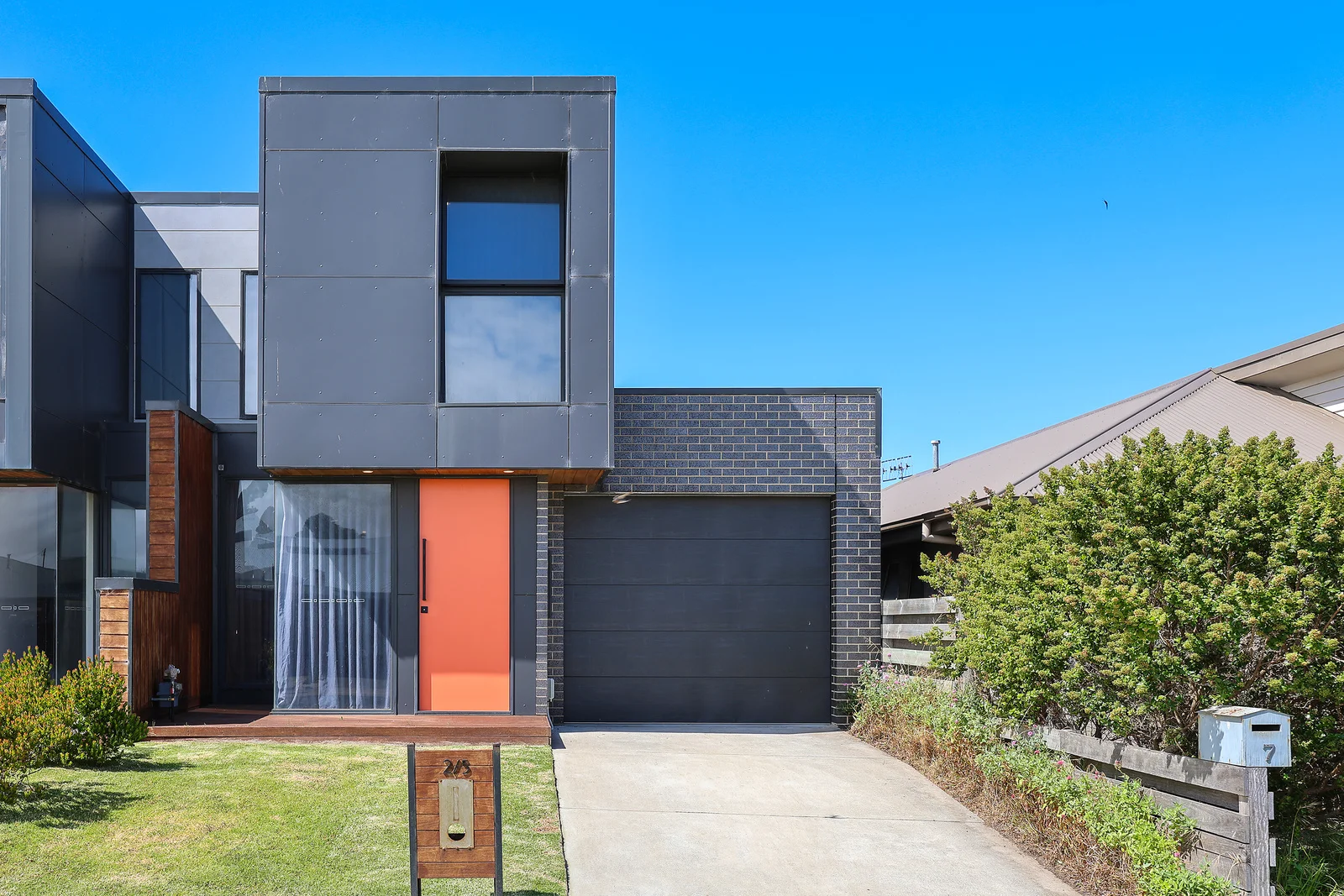 Additional image 2 of 2/5 Martin Laurence Place, Port Fairy VIC 3284