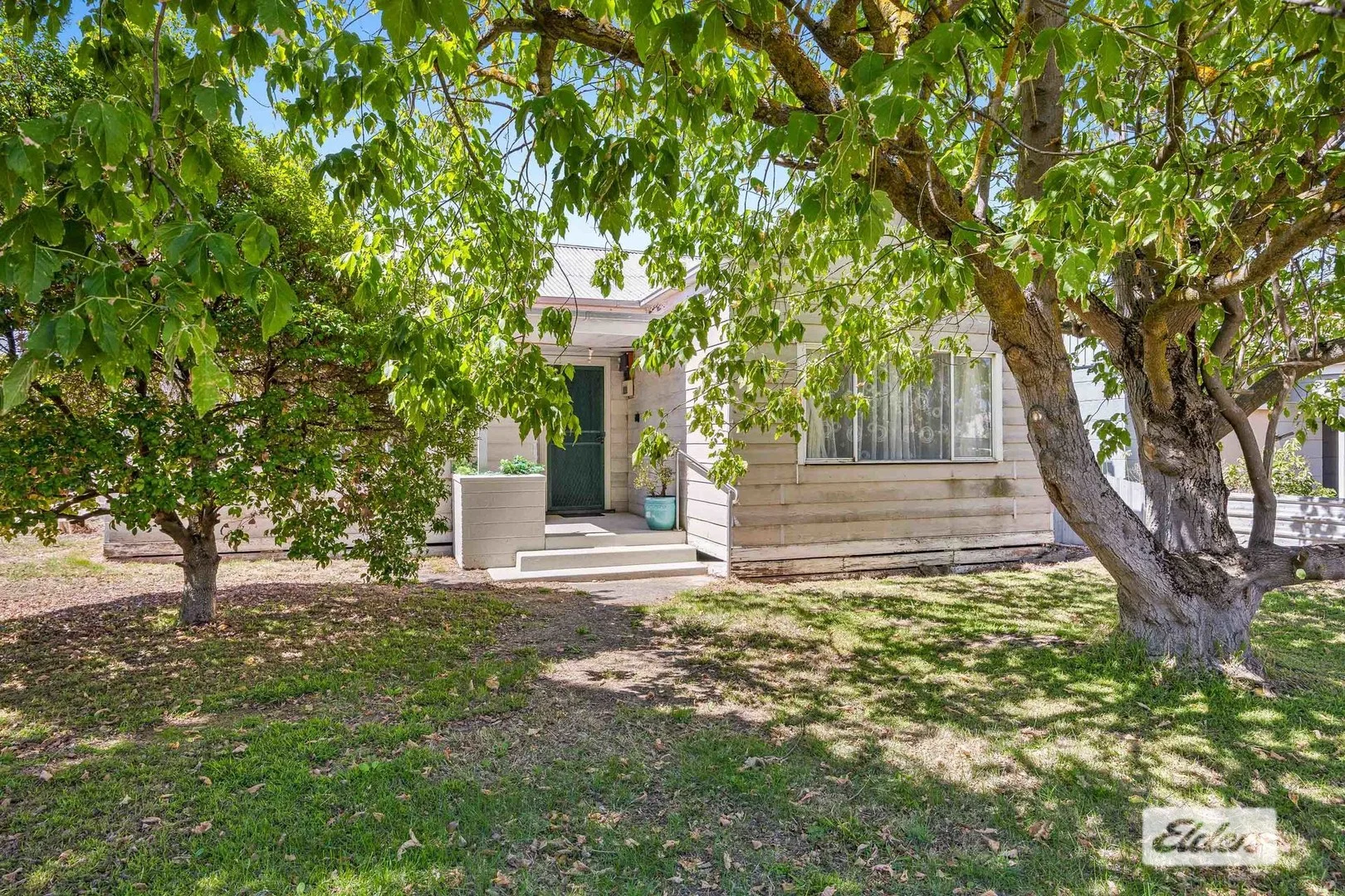 14 Baird Street, Ararat VIC 3377