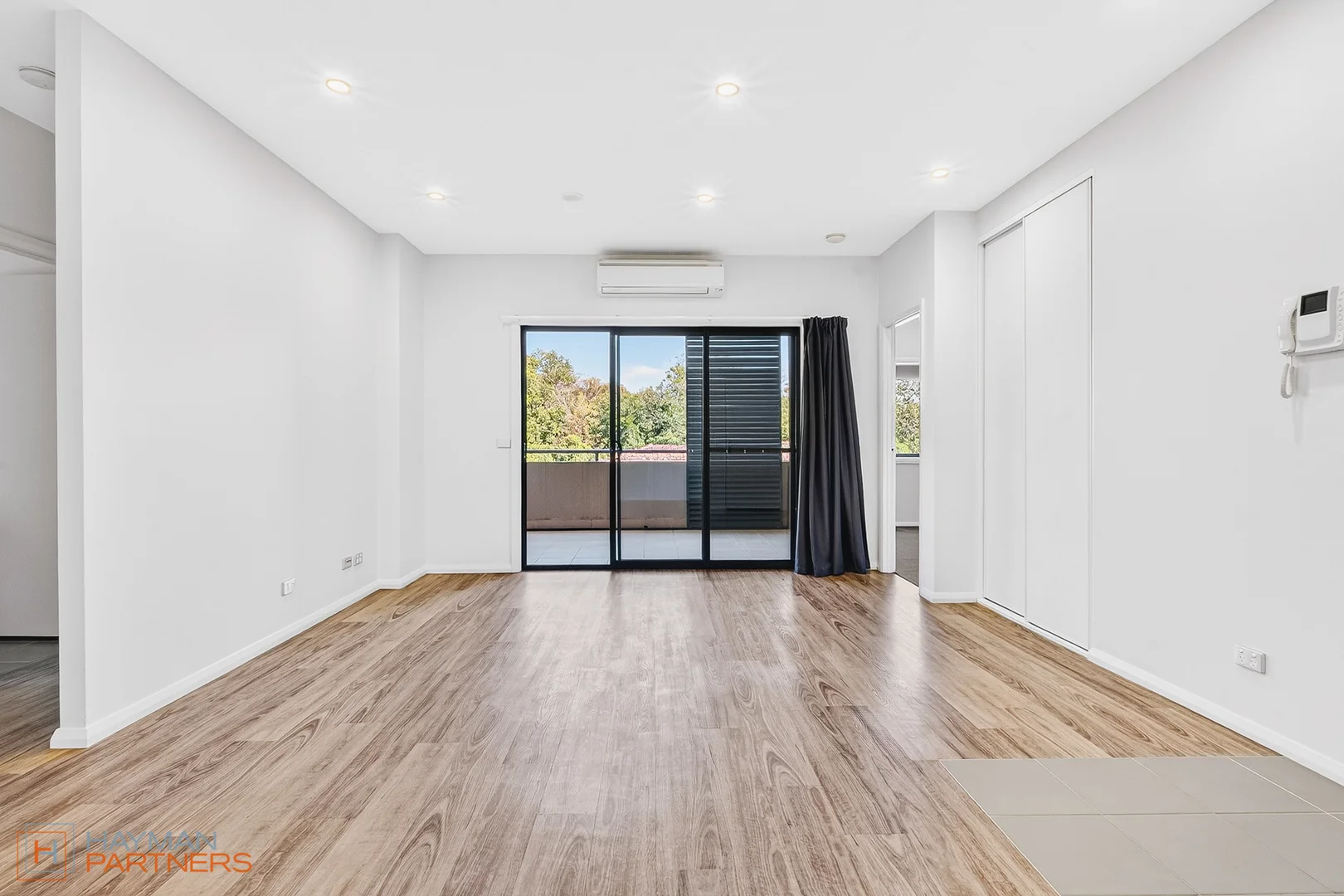 Additional image 7 of 28/29 State Circle, Deakin ACT 2600