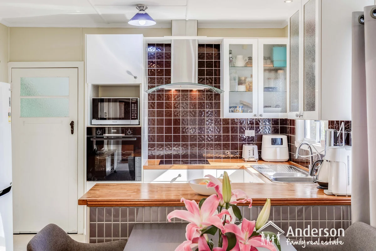 Additional image 7 of 69 North Road, Brighton QLD 4017