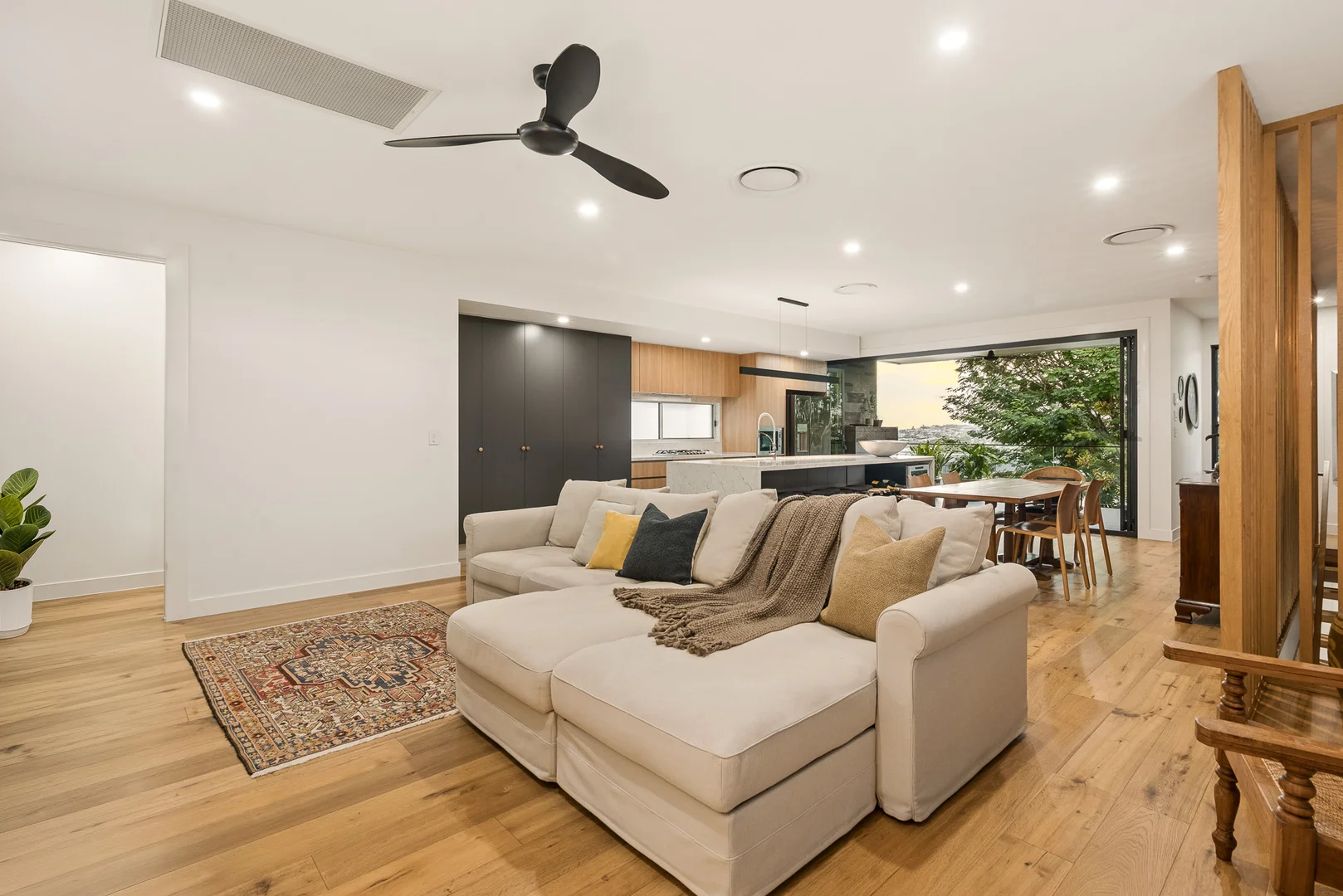 Additional image 9 of 33A Forbes Street, Hawthorne QLD 4171