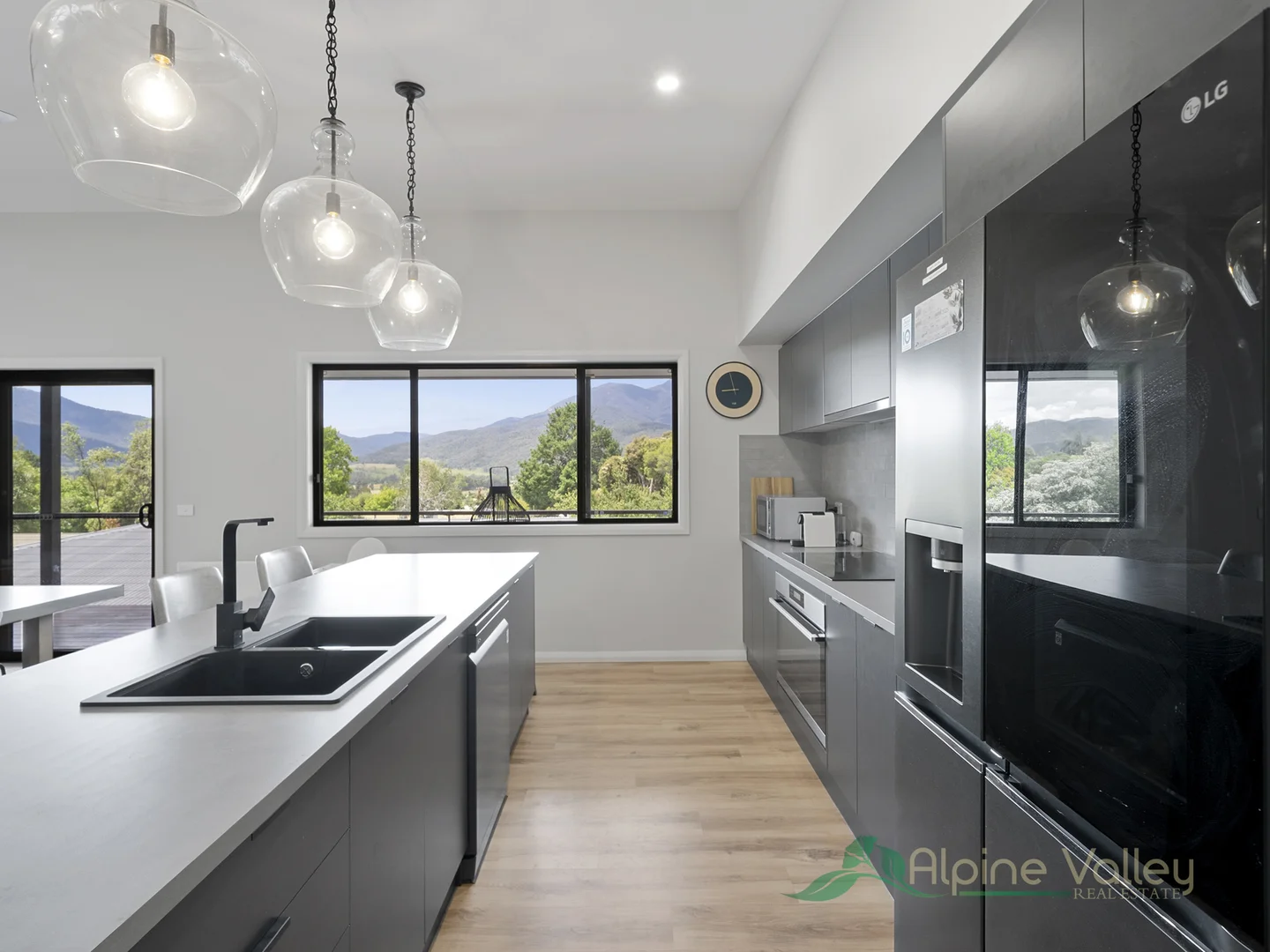 Additional image 4 of 15 Saint Bernard Drive, Tawonga South VIC 3698