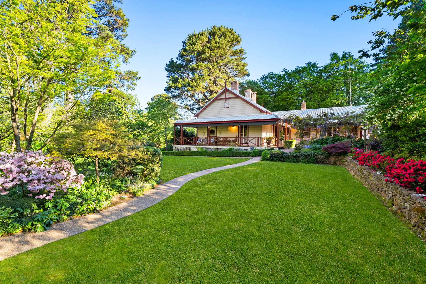 Additional image 2 of 63 Falls Road, Wentworth Falls NSW 2782