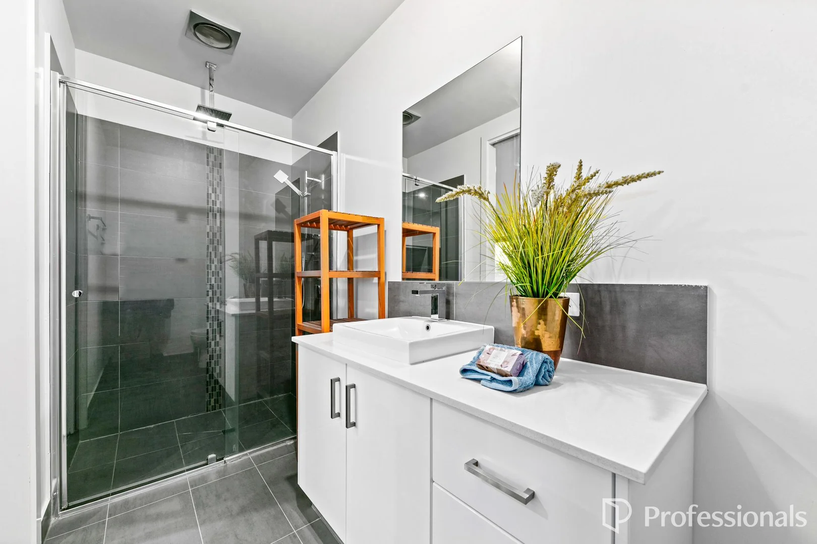 Additional image 26 of 1/13 Greville Street, Caroline Springs VIC 3023