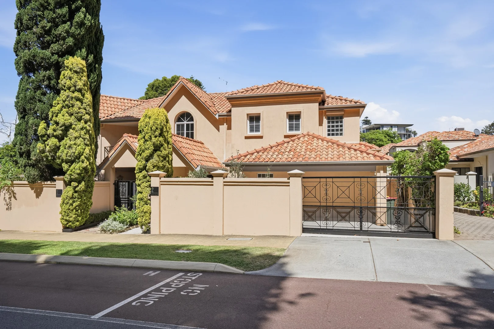 Additional image 4 of 2/61 Bay View Terrace, Claremont WA 6010