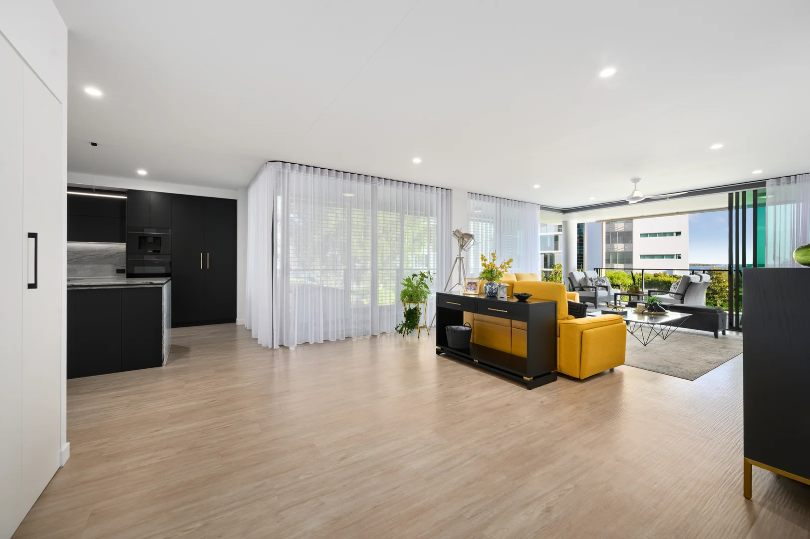 Additional image 18 of 29201/2 Ephraim Island Parade, Paradise Point QLD 4216