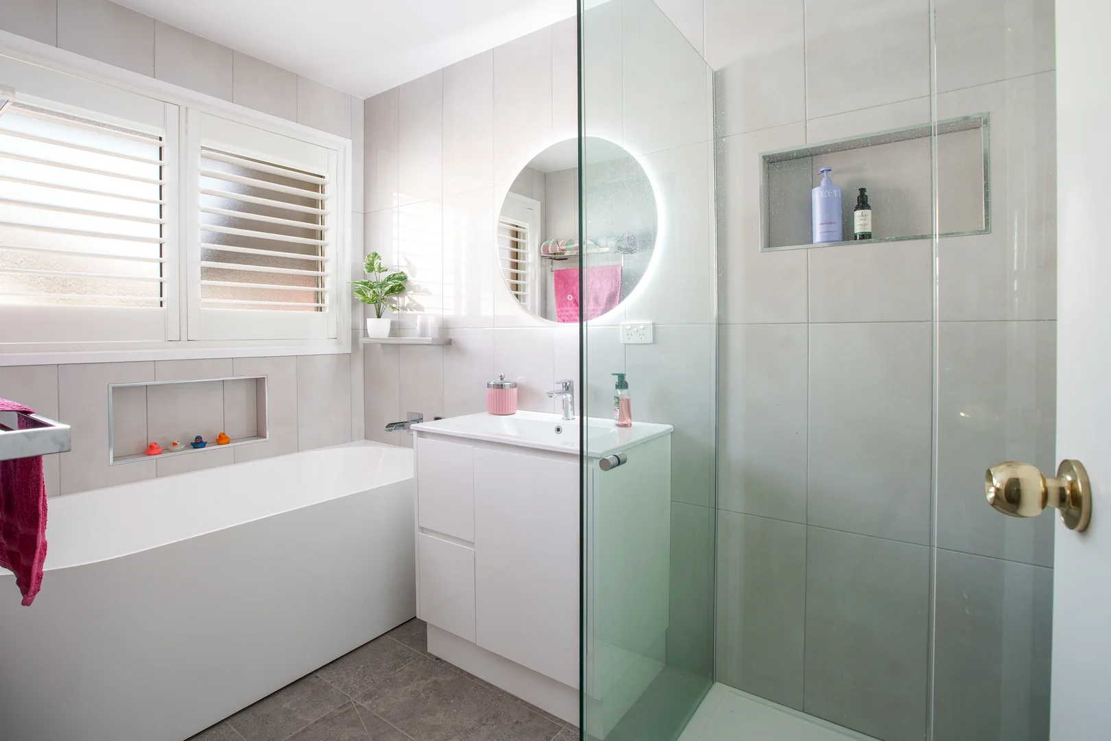 Additional image 9 of 4 Orchard Way, Lavington NSW 2641