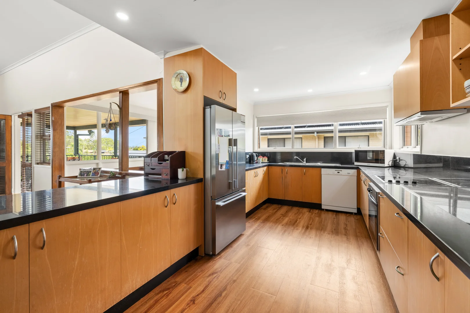 Additional image 6 of 11 Sunview St, Thornlands QLD 4164