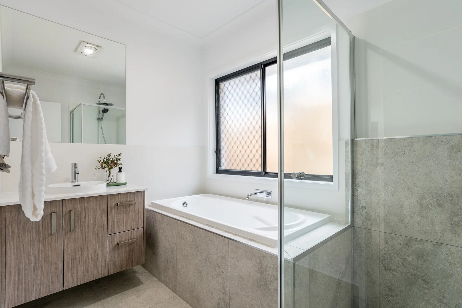 Additional image 15 of 70 Redcomb Drive, Park Ridge QLD 4125