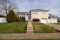 3643 Woodward Ave, Seaford, NY, 11783