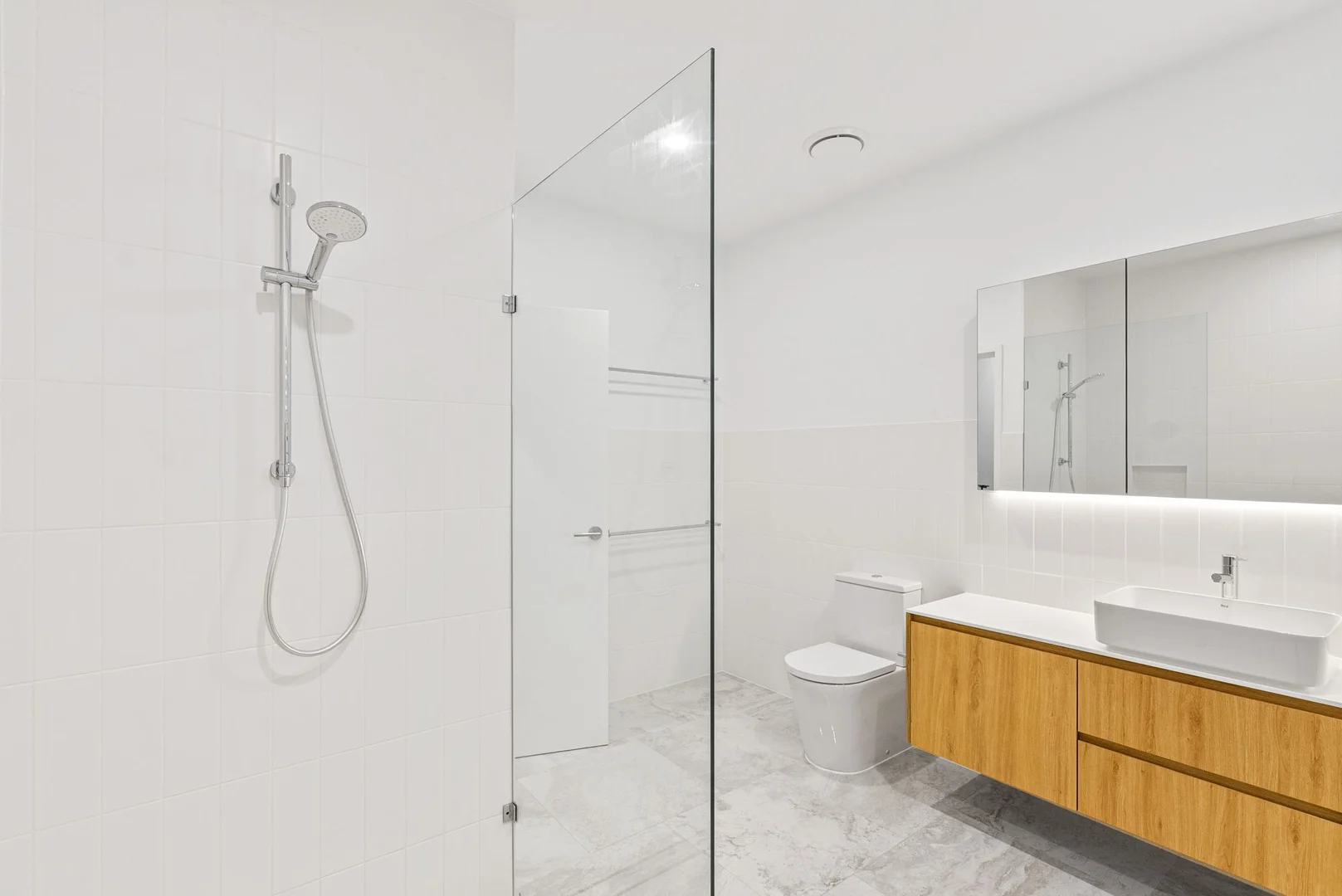 Additional image 16 of 13 Reef Point Esplanade, Scarborough QLD 4020