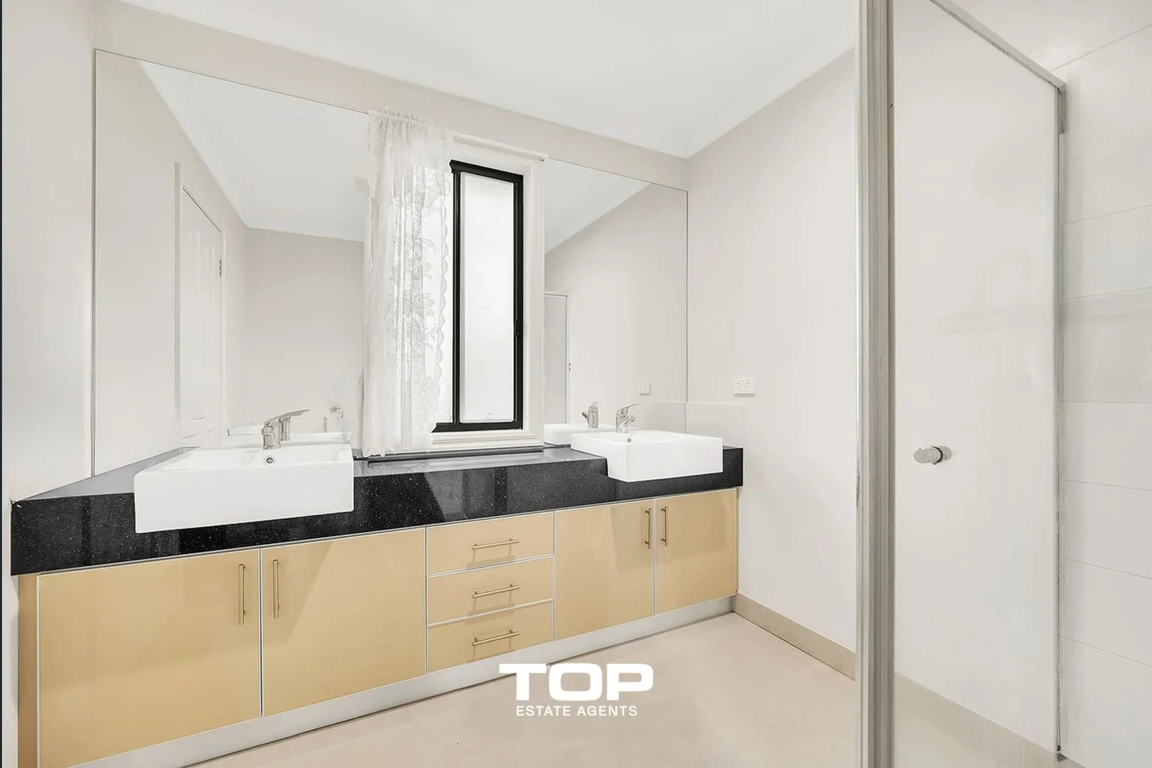 Additional image 19 of 4/1 Lower Mews, Lynbrook VIC 3975