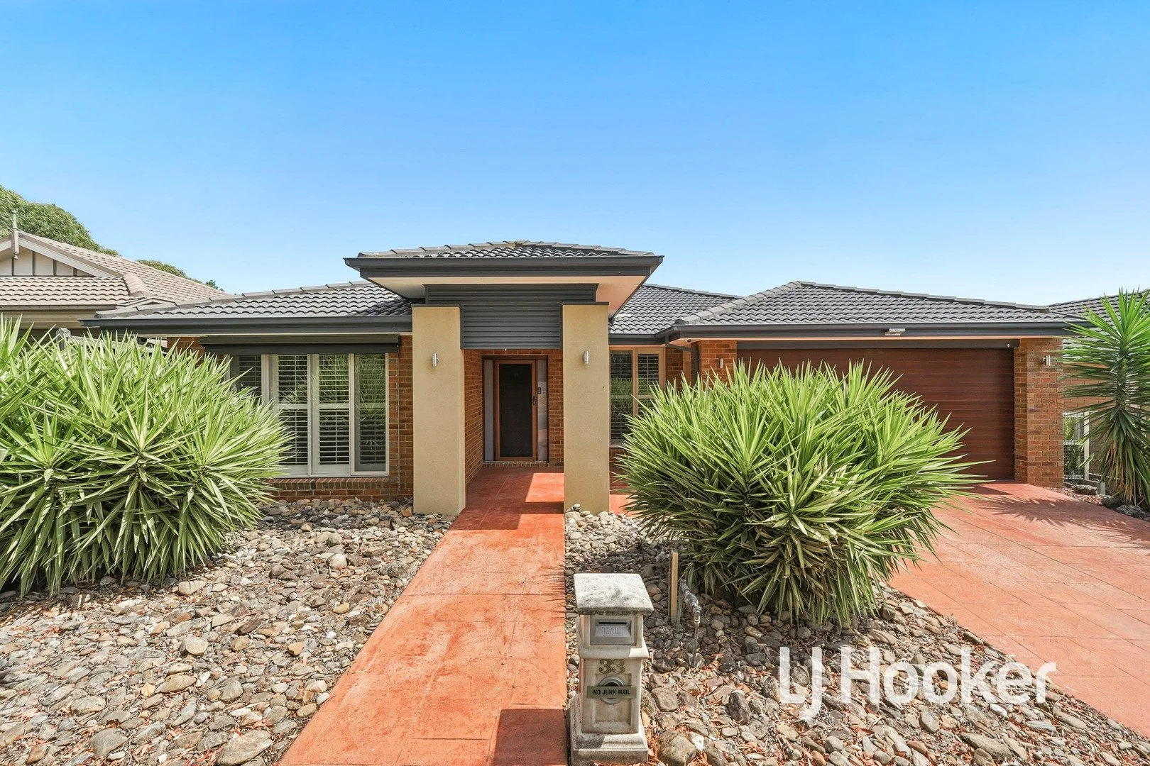 Additional image 2 of 33 Bohemia Crescent, Pakenham VIC 3810