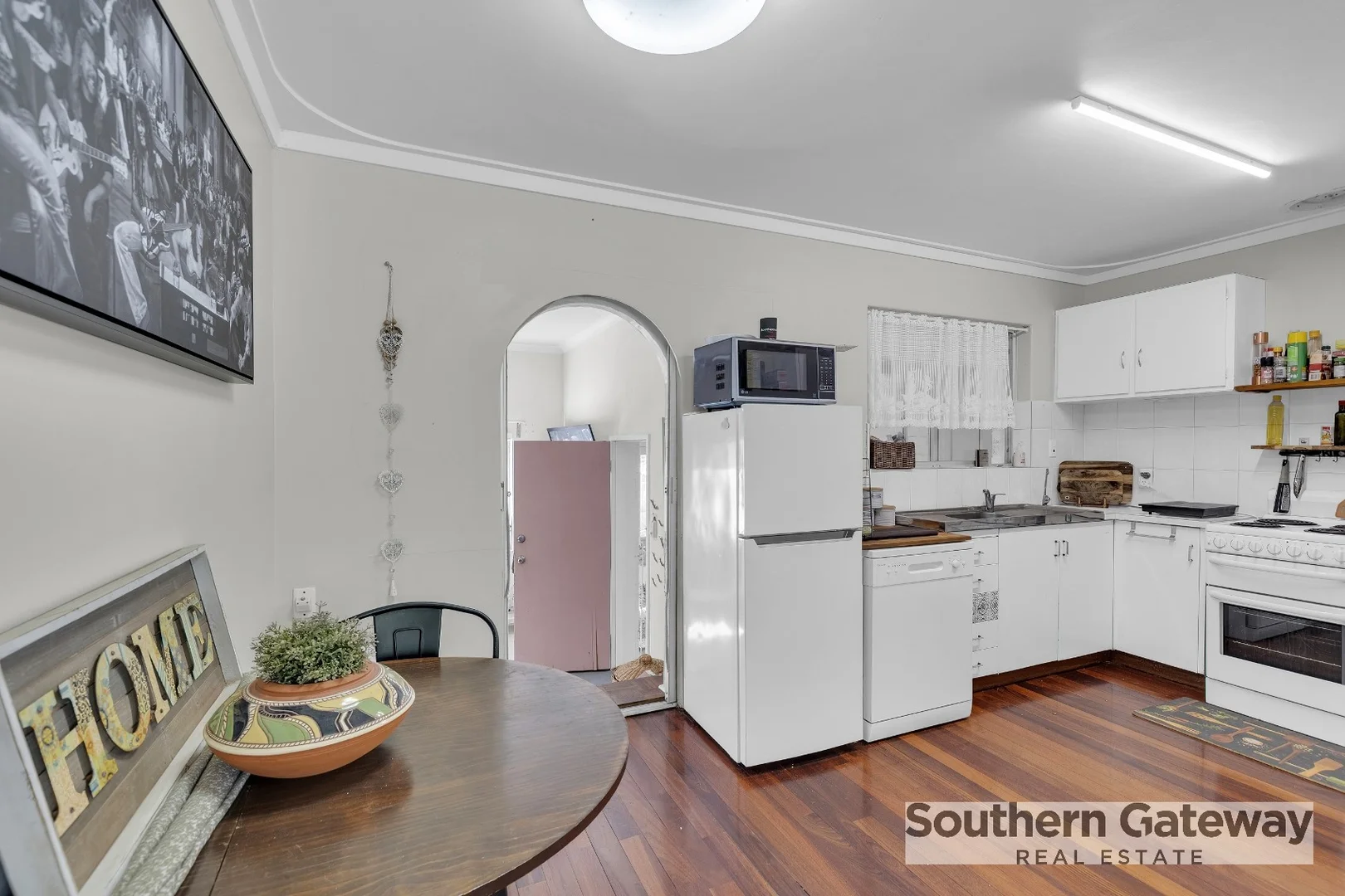 Additional image 3 of 23 Sulphur Road, Orelia WA 6167