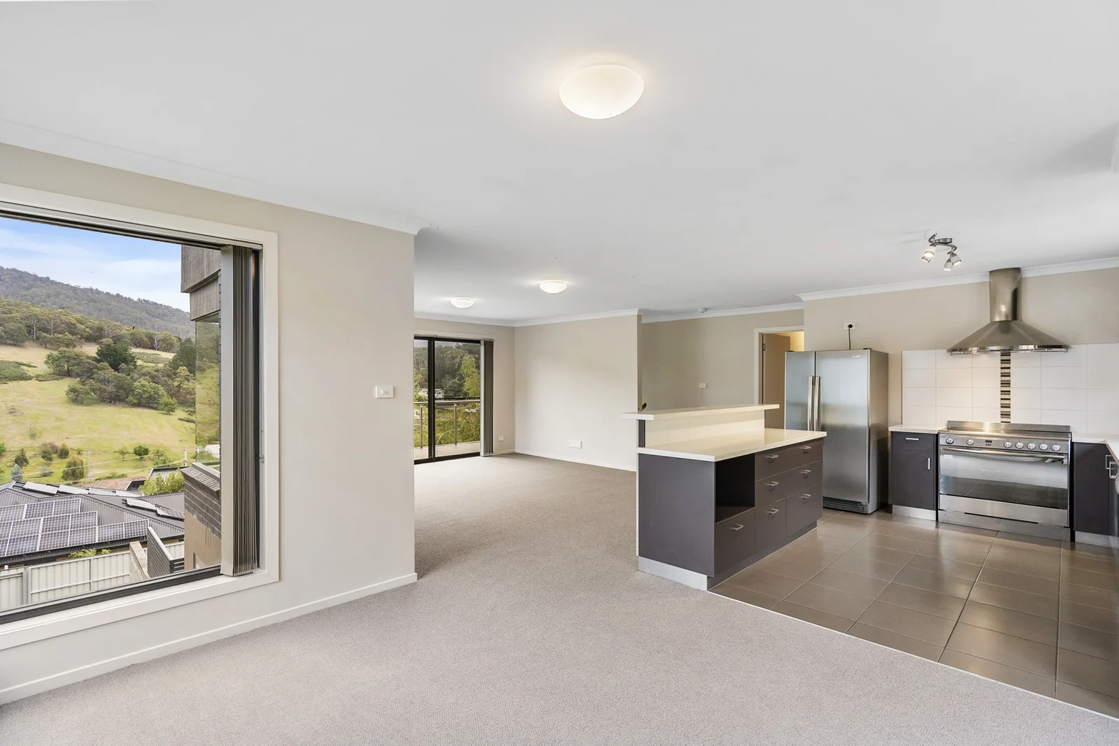 5 Olive Grove, Lenah Valley TAS 7008