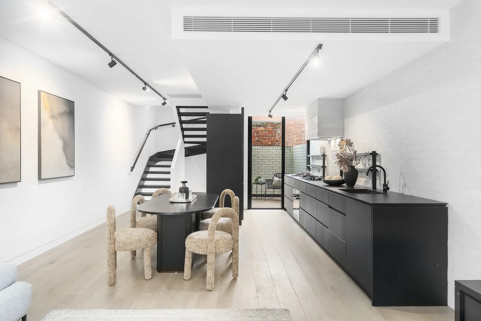 Additional image 2 of 6/218 Rosslyn Street, West Melbourne VIC 3003