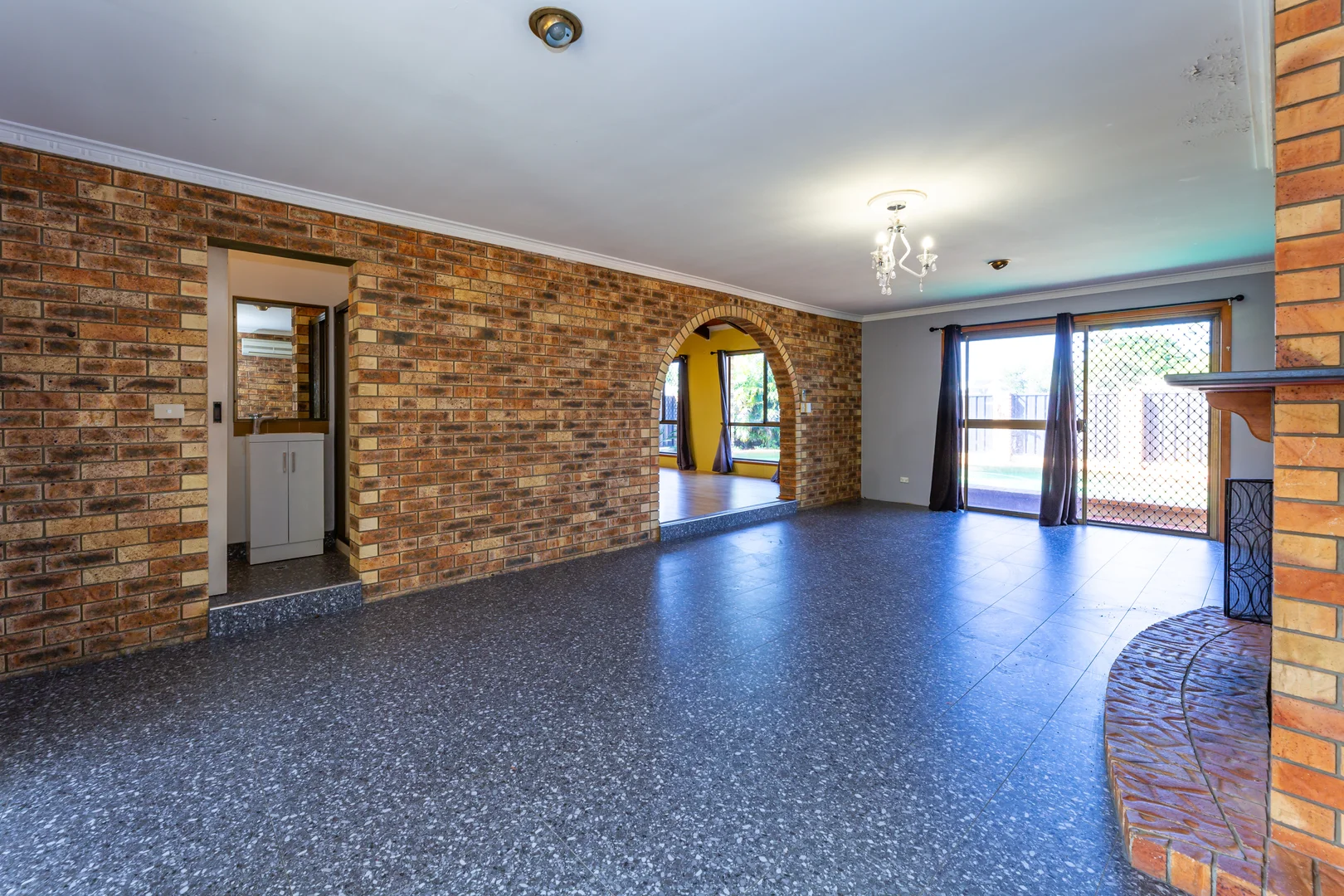 Additional image 4 of 89 Elliott Heads Road, Kepnock QLD 4670