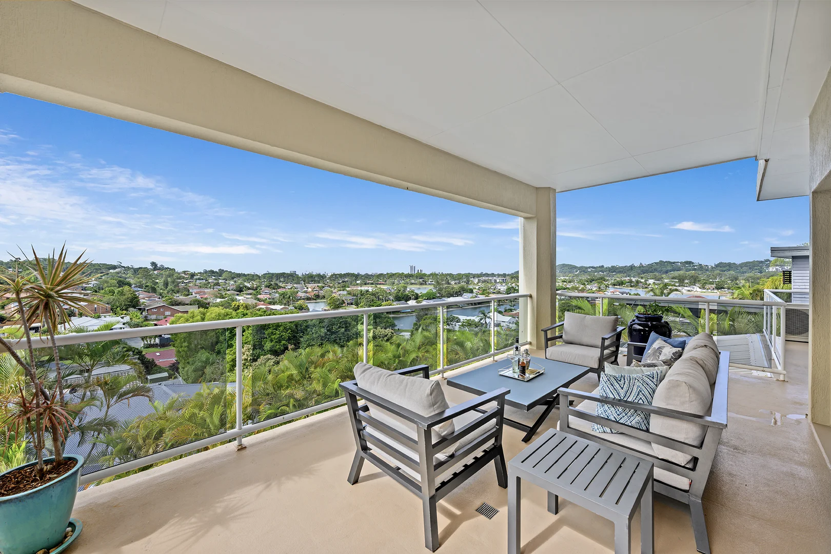 Additional image 3 of 10 Radiata Court, Elanora QLD 4221