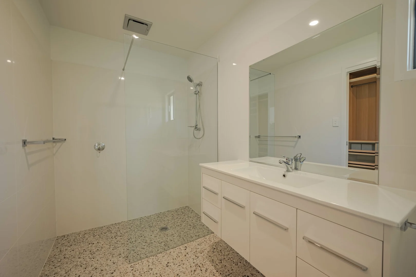 Additional image 17 of 121 Channel Street, Russell Island QLD 4184