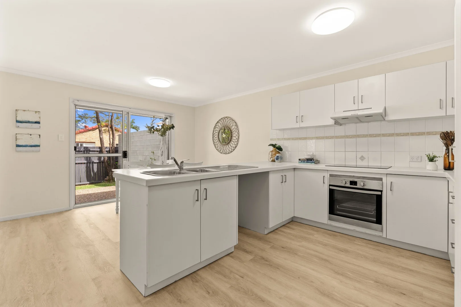 Additional image 6 of UNIT 1/4 Cowal Court, Elanora QLD 4221