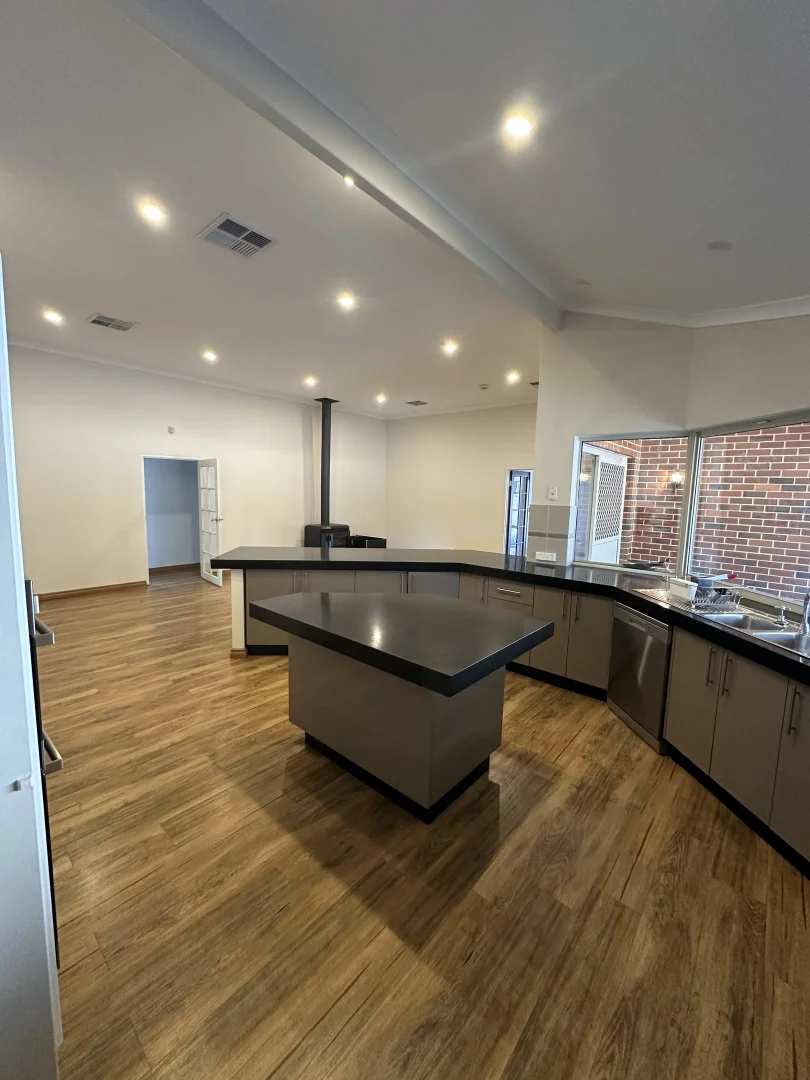 Additional image 11 of 86 Stockmans Close, Oakford WA 6121