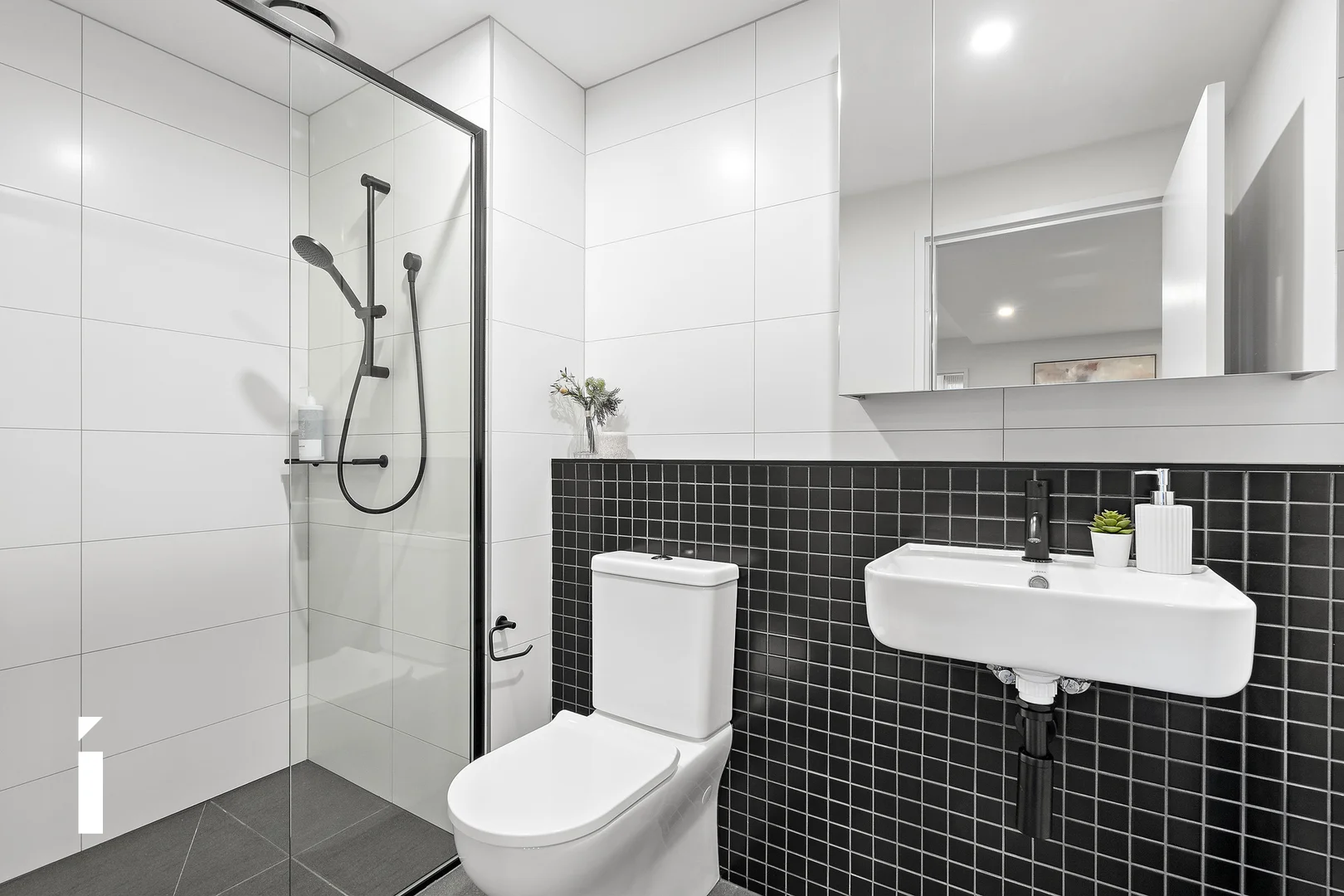 Additional image 12 of 1001/335 Anketell Street, Greenway ACT 2900