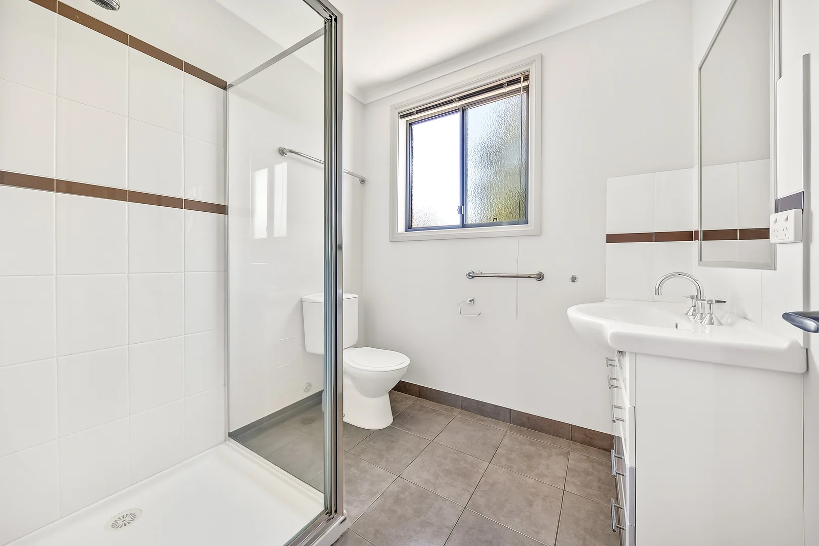 Additional image 10 of 2/18 Thompson Street, Bright VIC 3741