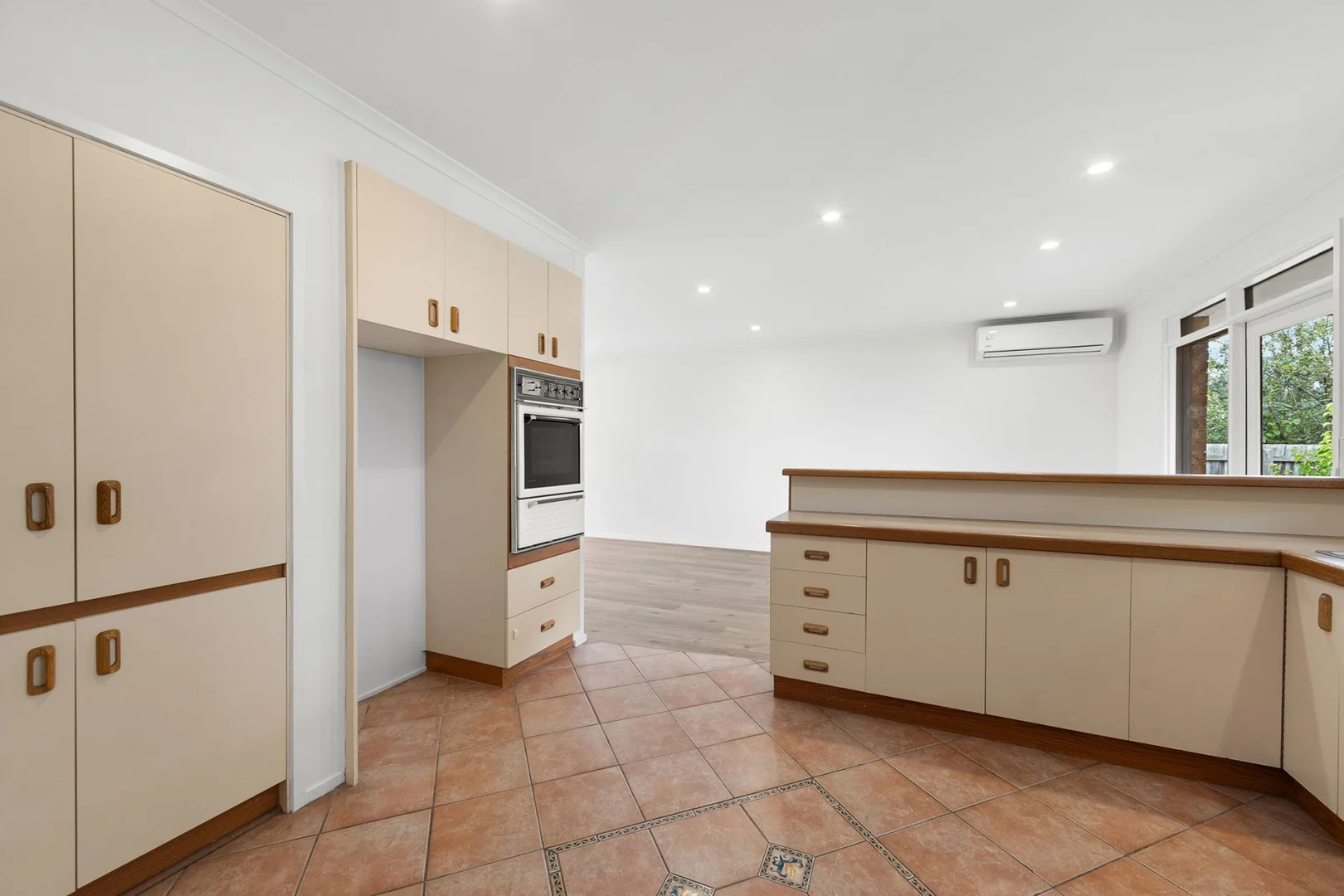 Additional image 4 of 4/39-41 Mimosa Road, Carnegie VIC 3163