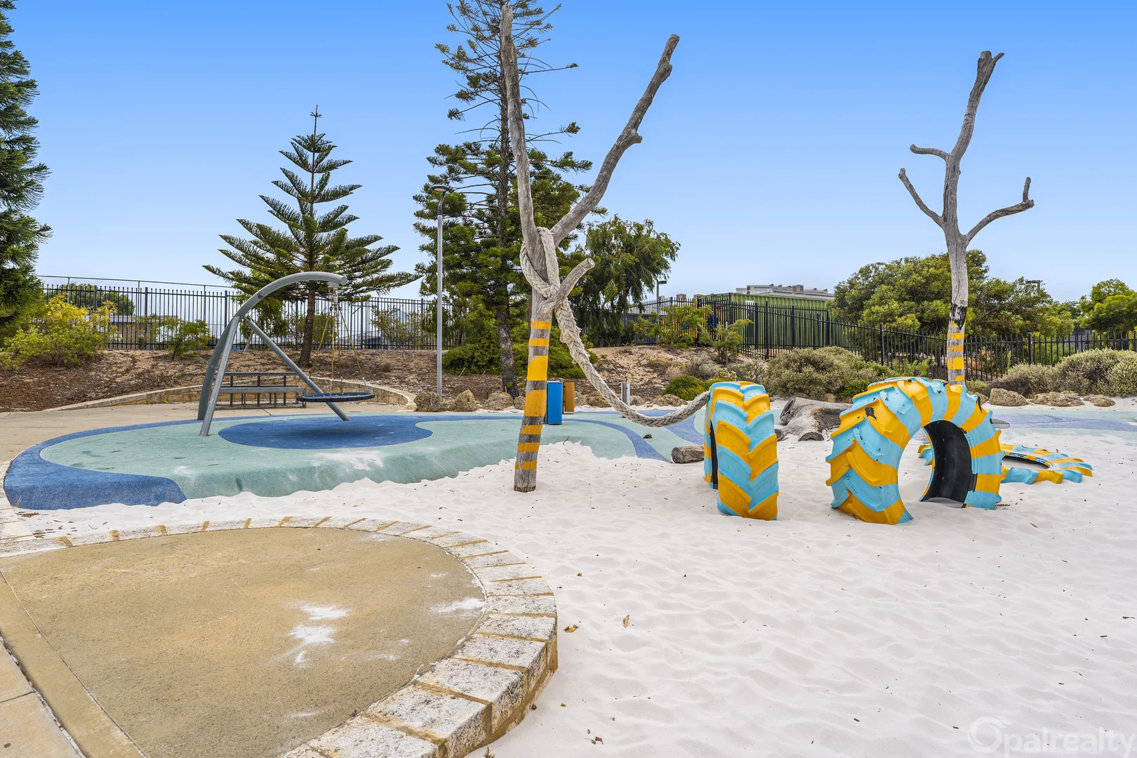 Additional image 25 of 36 Mallina Crescent, Golden Bay WA 6174