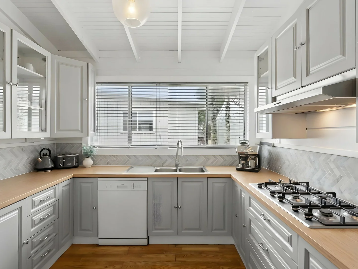 Additional image 4 of 62 & 62a Lloyd Avenue, Chain Valley Bay NSW 2259