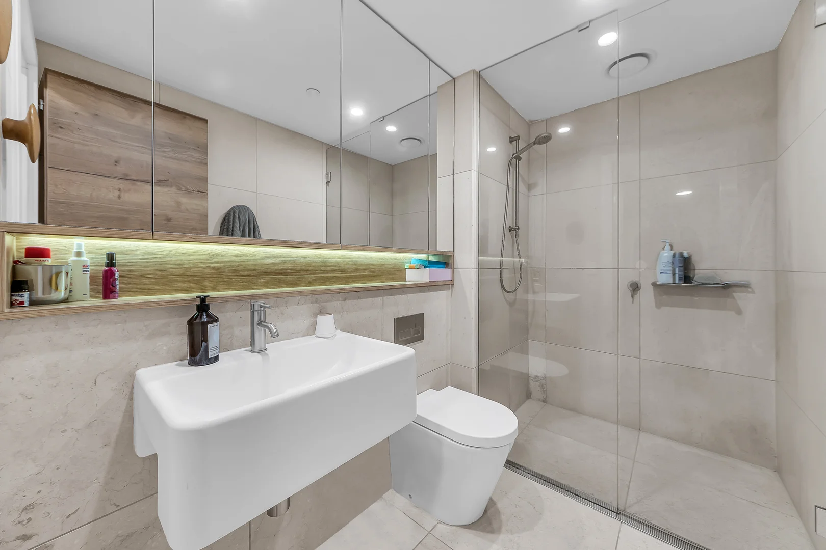 Additional image 13 of 414/12 Queens Road, Melbourne VIC 3004