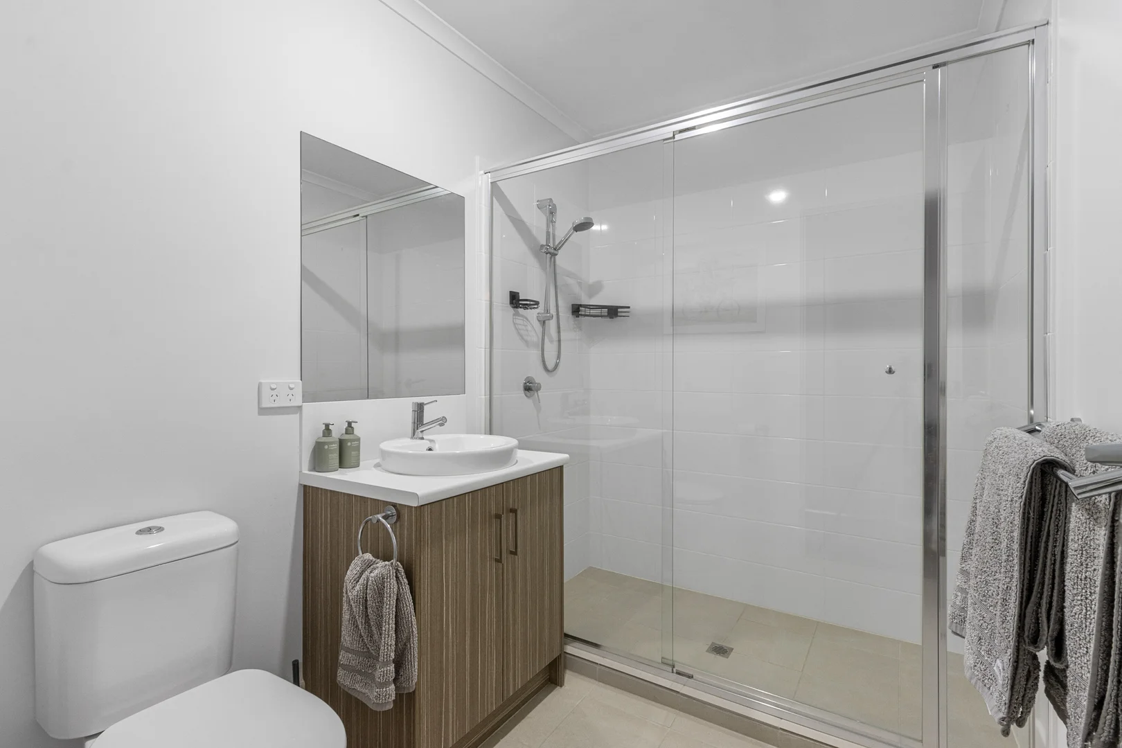 Additional image 24 of 3A Marina Drive, Port Vincent SA 5581