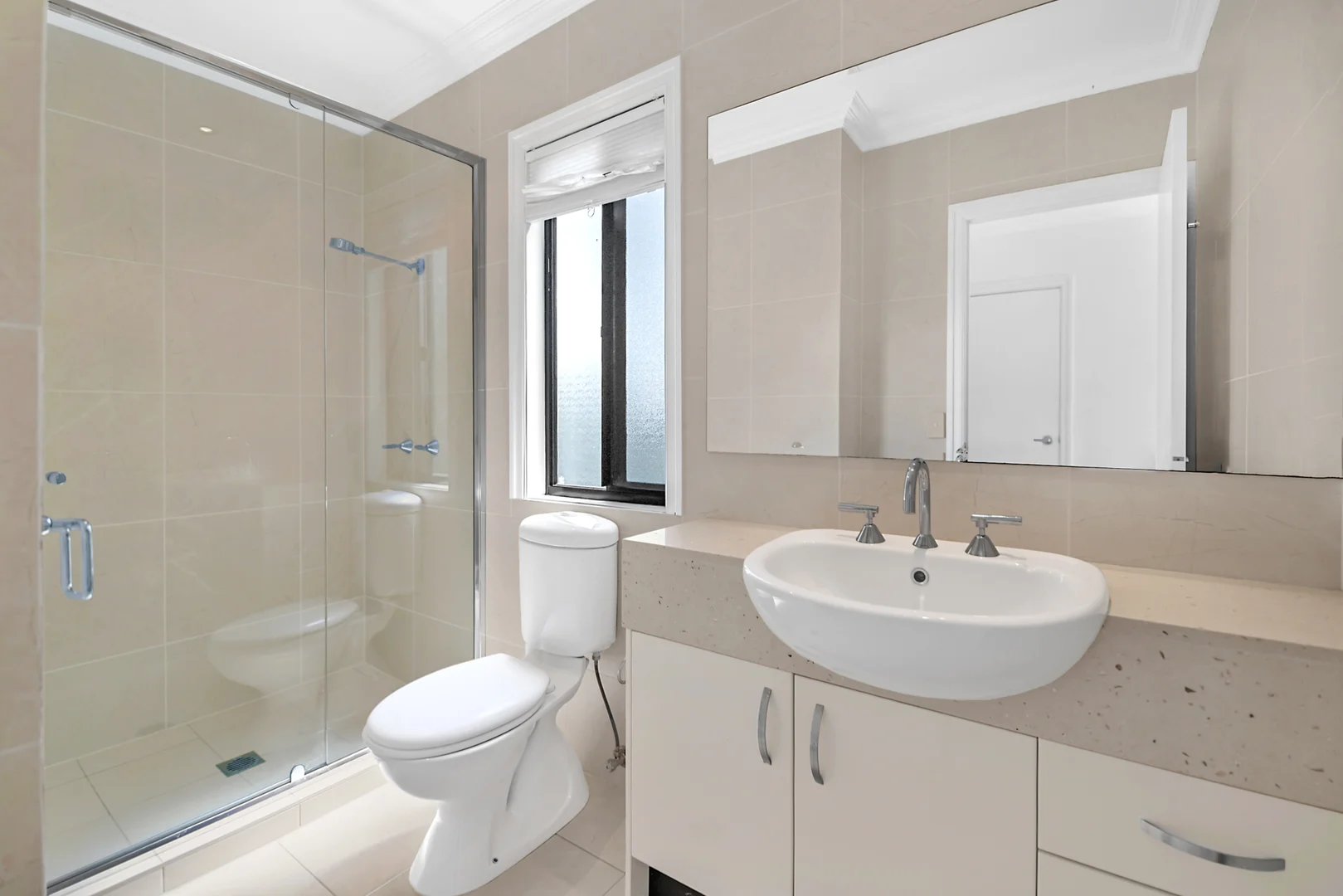 Additional image 11 of 1/50 Bayview Street, Runaway Bay QLD 4216