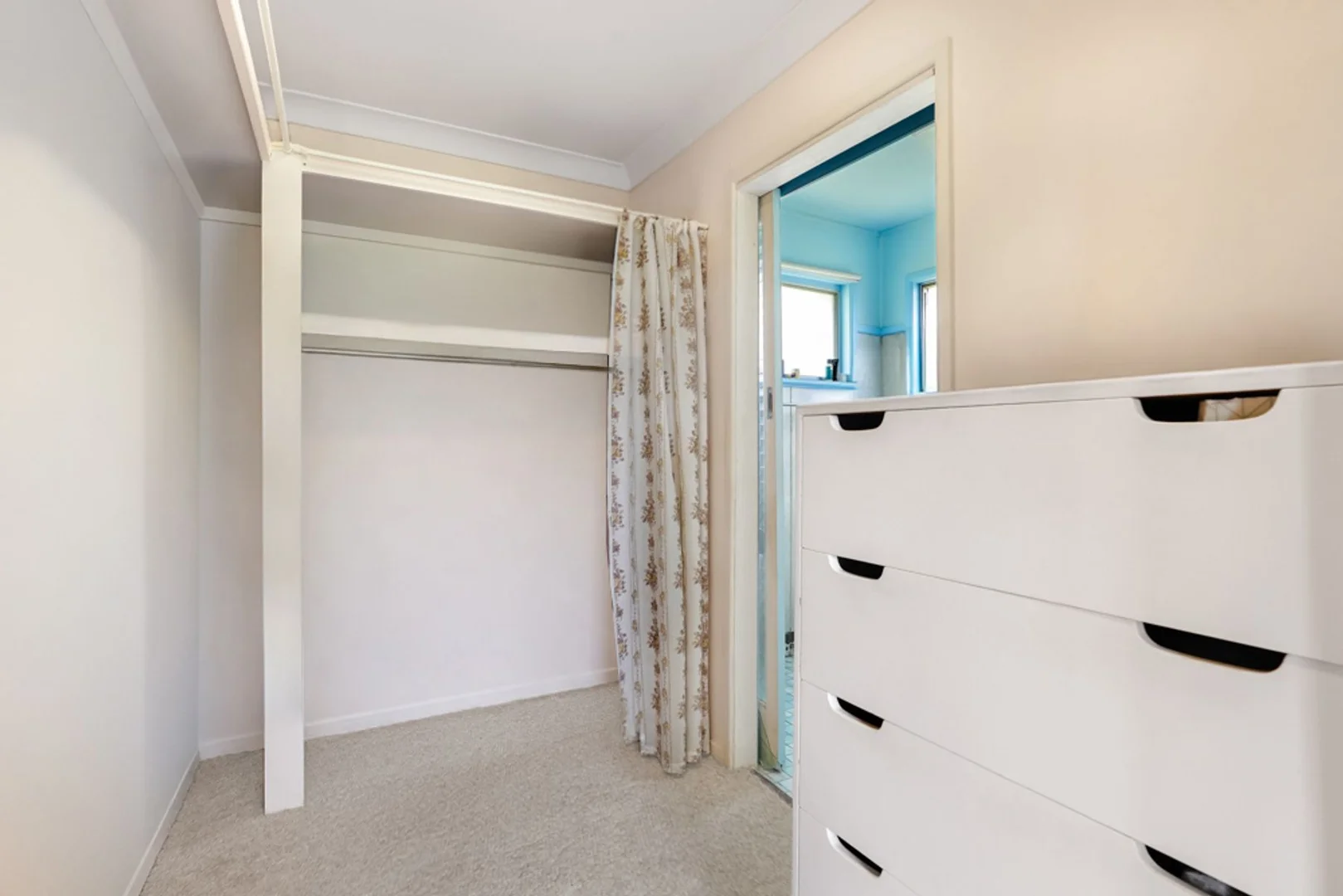 Additional image 18 of 23 Far Street, West Gladstone QLD 4680