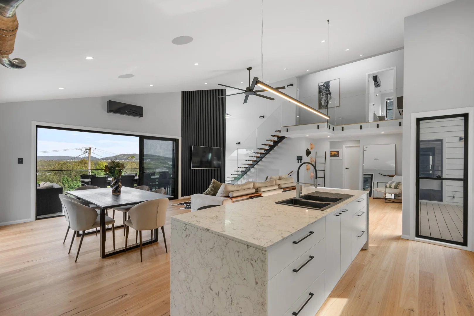 Additional image 9 of 37 Treeview Place, Saratoga NSW 2251