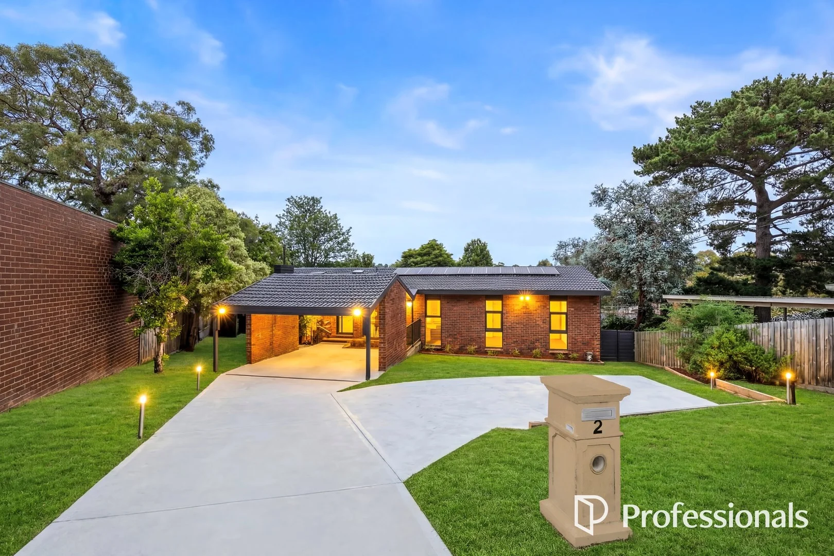 2 The Close, Mount Waverley VIC 3149